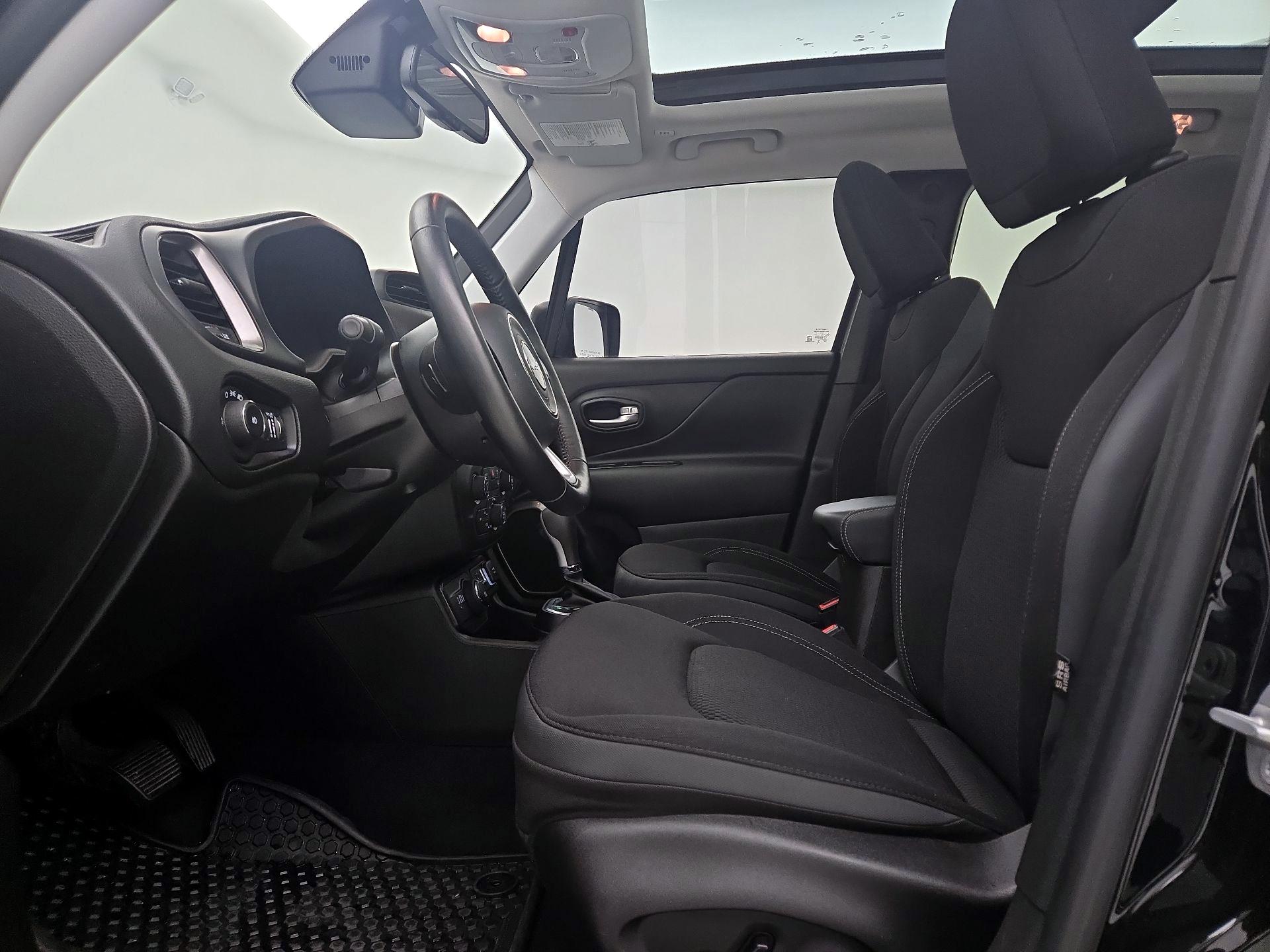 Thumbnail: 2023 Jeep Renegade - 11