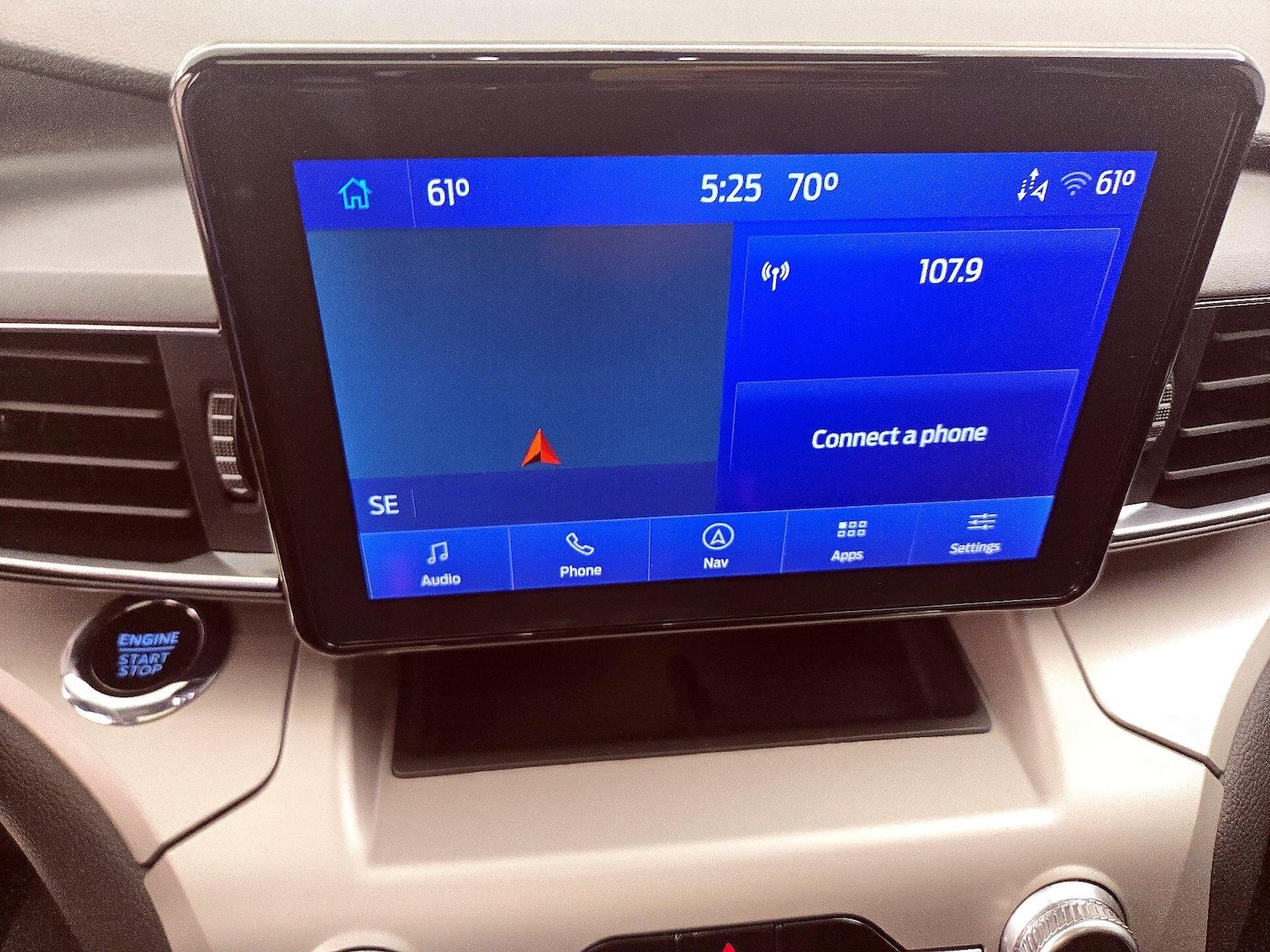 2022 Ford Explorer XLT - Photo 15
