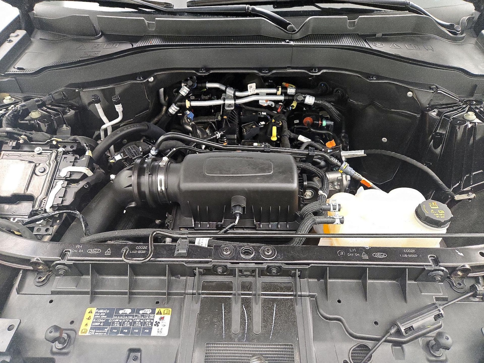 2022 Ford Explorer XLT - Photo 25