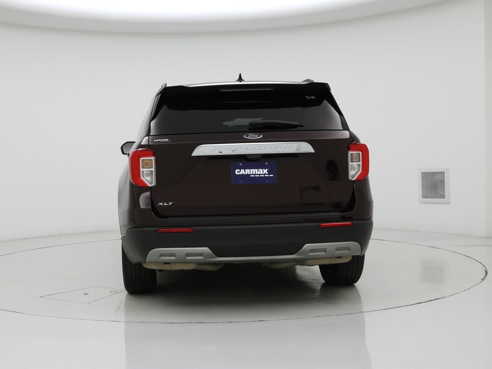 2022 Ford Explorer XLT - Photo 7