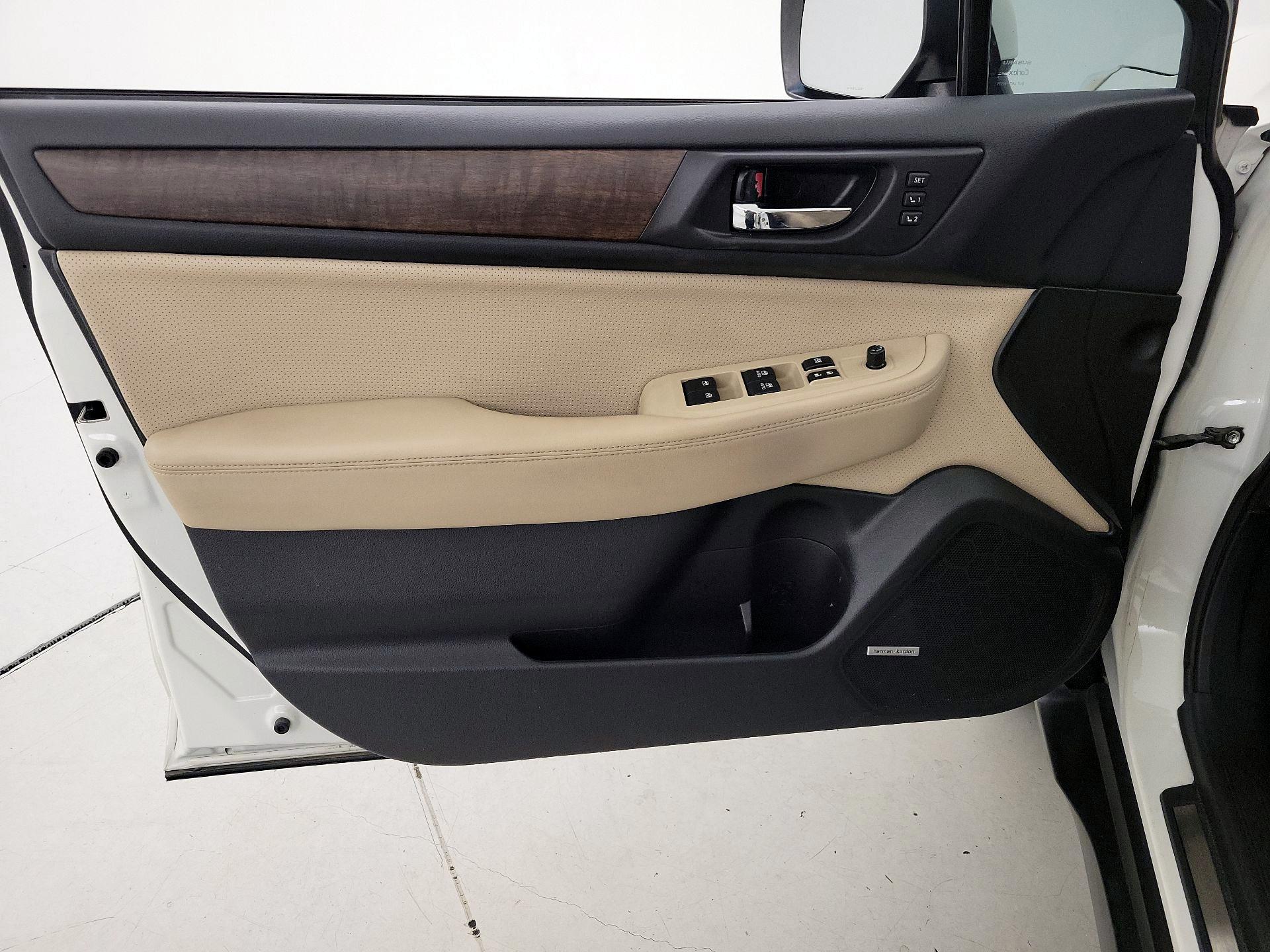 Thumbnail: 2016 Subaru Outback - 12