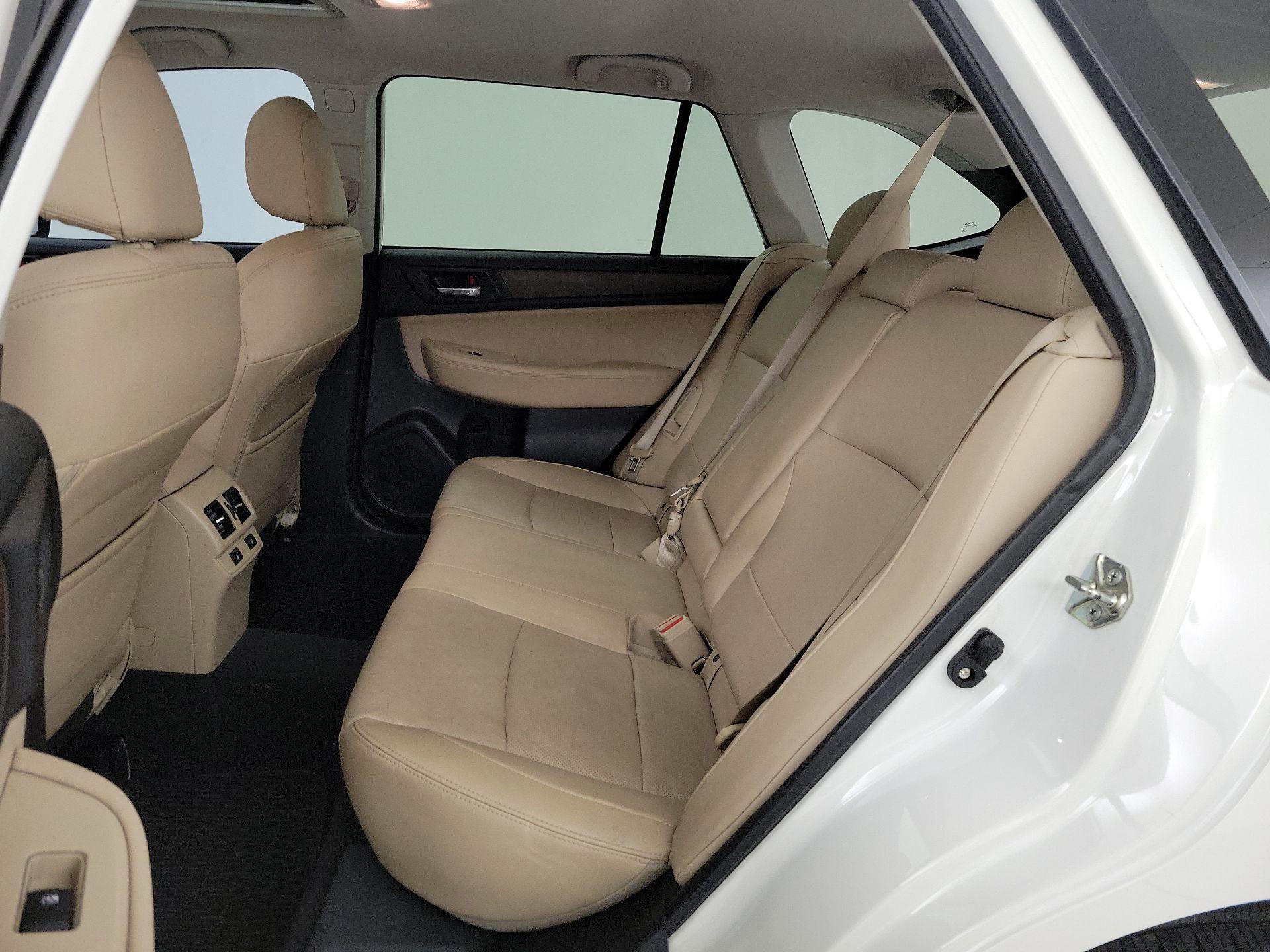 Thumbnail: 2016 Subaru Outback - 20