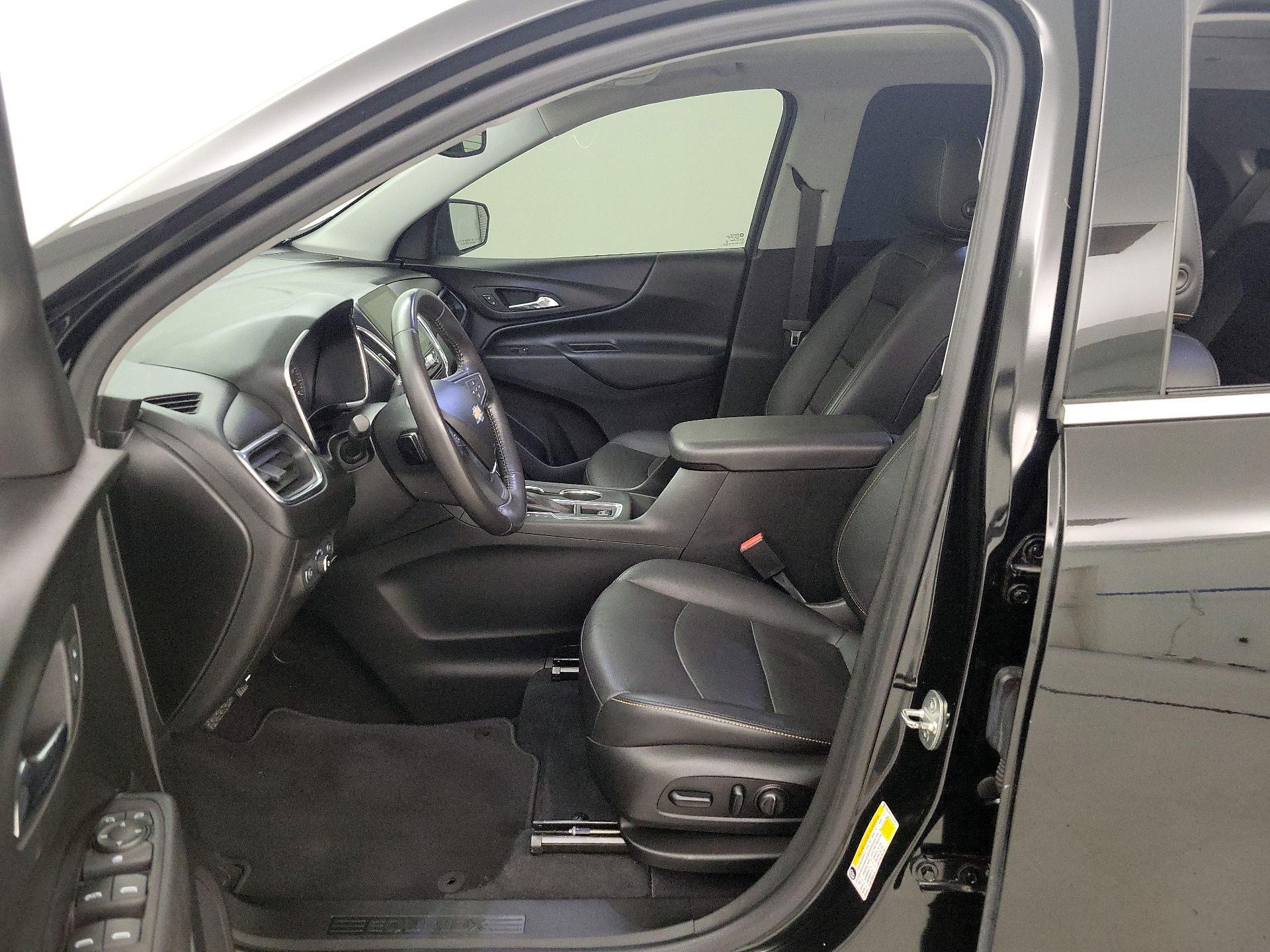 Thumbnail: 2020 Chevrolet Equinox - 11