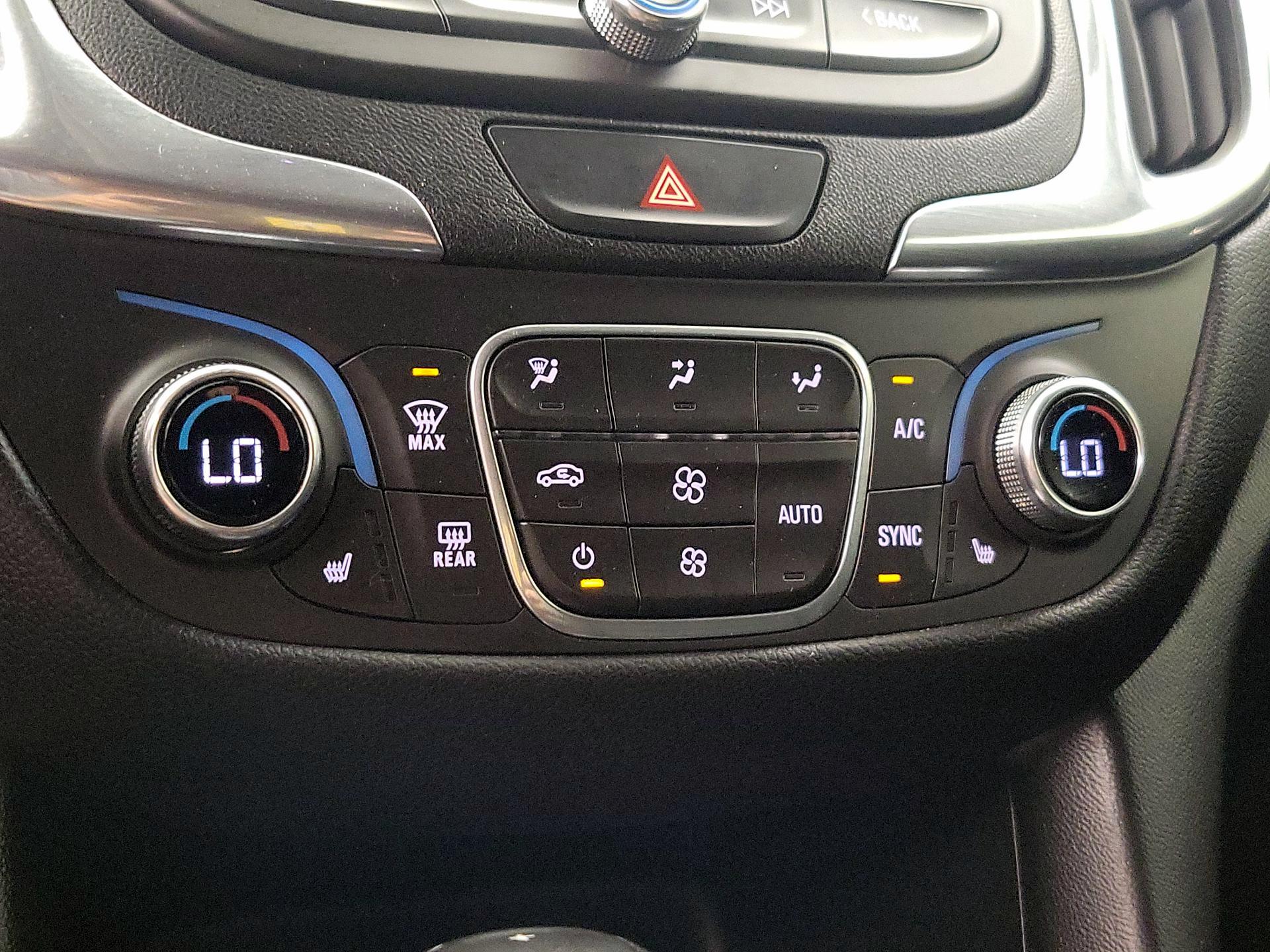 Thumbnail: 2020 Chevrolet Equinox - 16