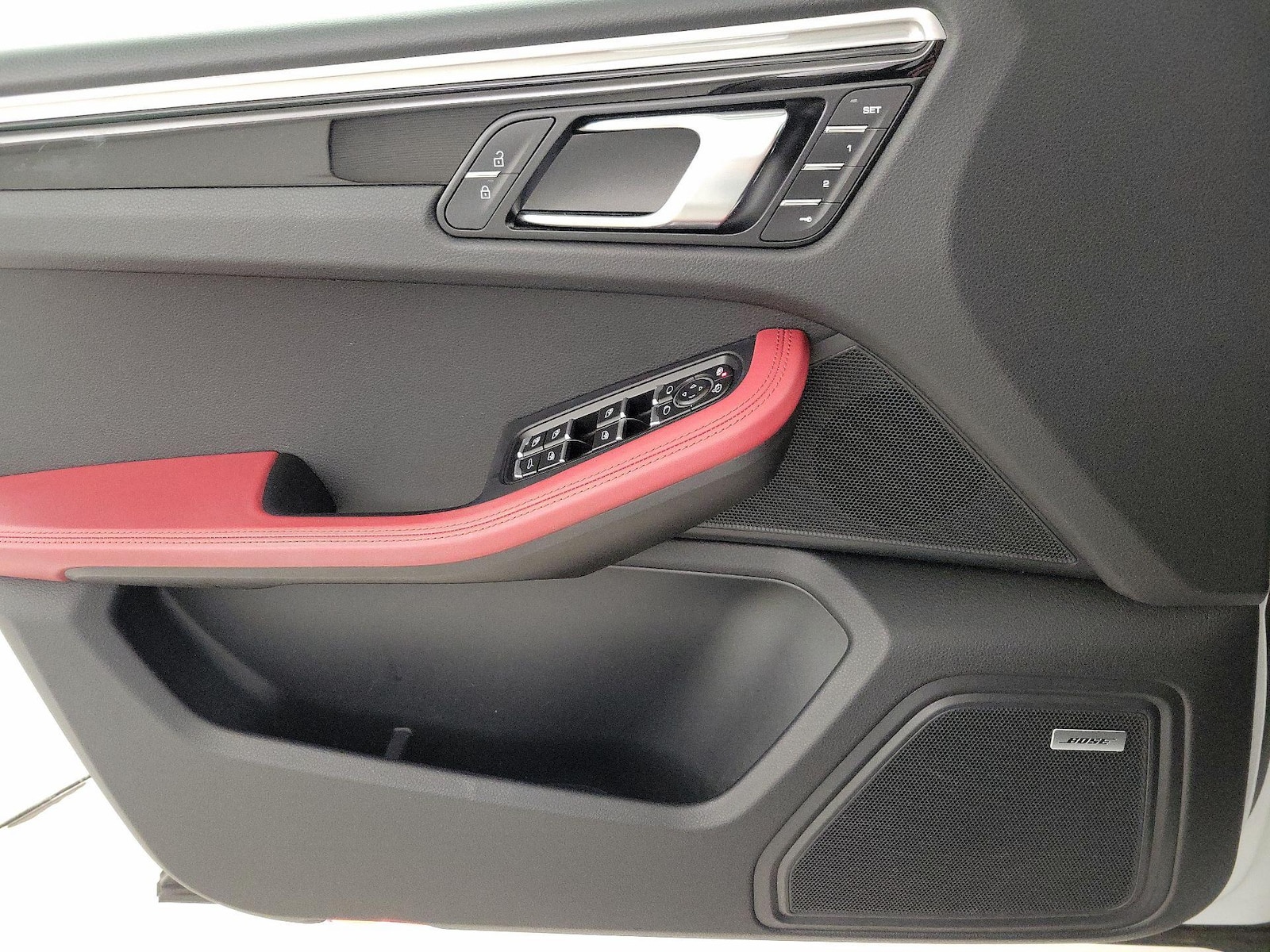 2021 Porsche Macan S - Photo 13