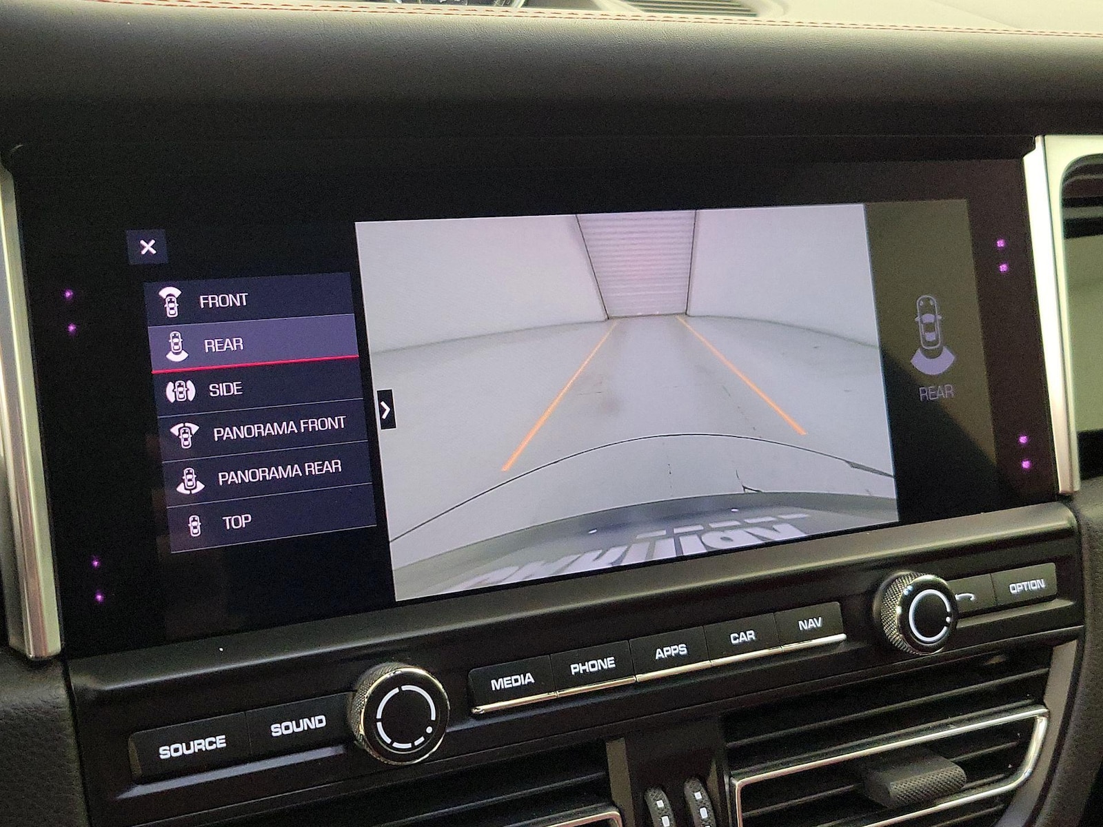 2021 Porsche Macan S - Photo 15