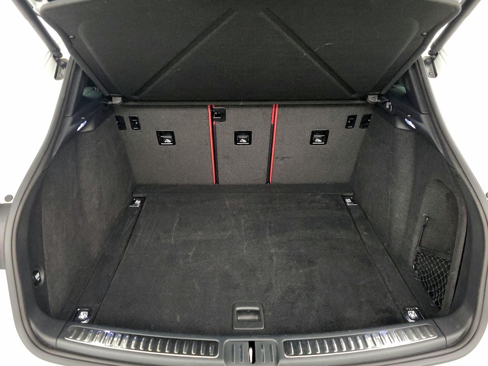 2021 Porsche Macan S - Photo 21