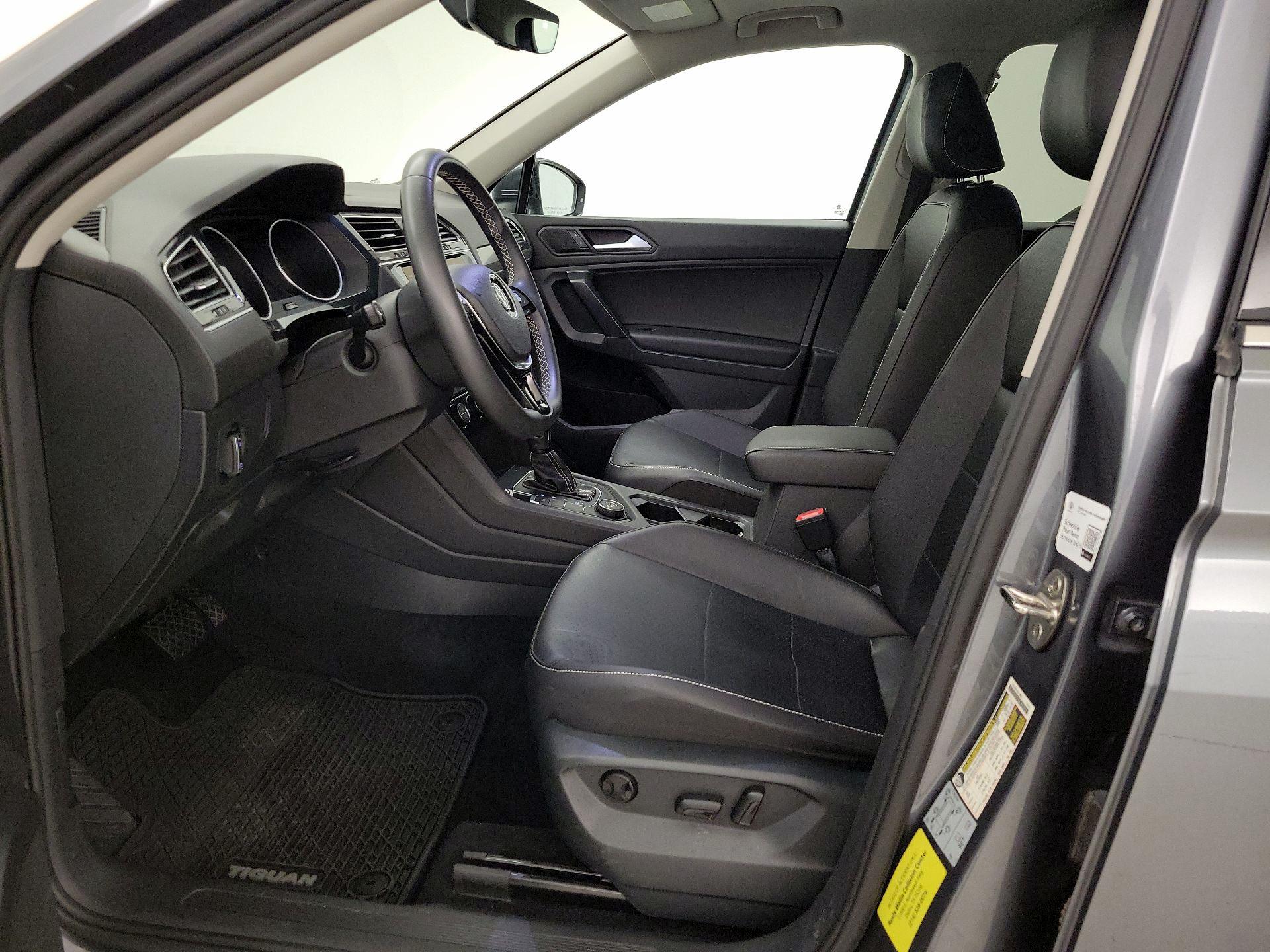 Thumbnail: 2021 Volkswagen Tiguan - 11