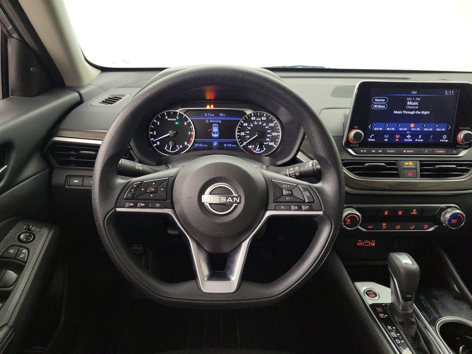 Thumbnail: 2024 Nissan Altima - 10