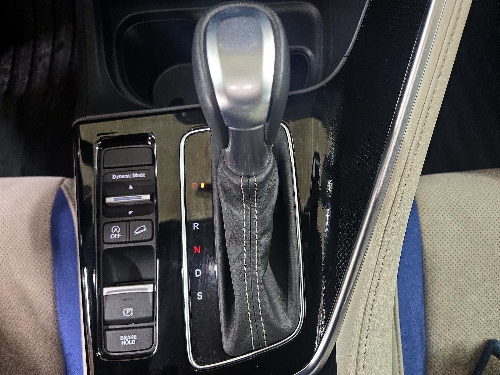 2025 Acura ADX A-Spec Package - Photo 18