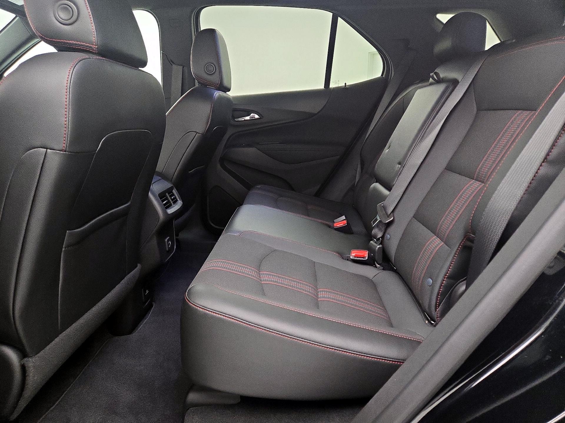Thumbnail: 2023 Chevrolet Equinox - 19