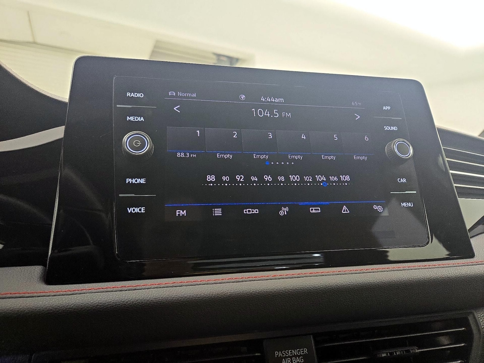 2025 Volkswagen Jetta GLI Autobahn - Photo 16