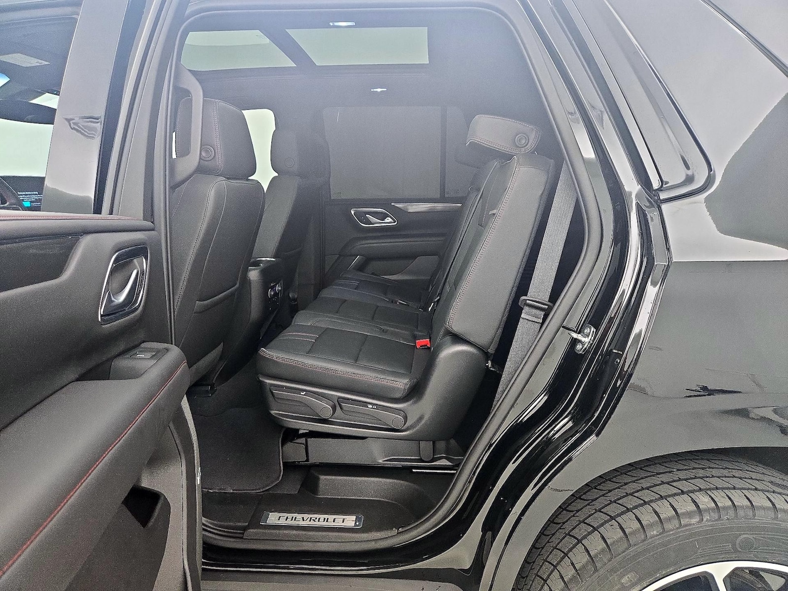 2022 Chevrolet Tahoe RST - Photo 22