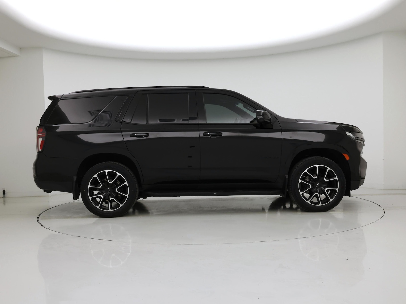 2022 Chevrolet Tahoe RST - Photo 8