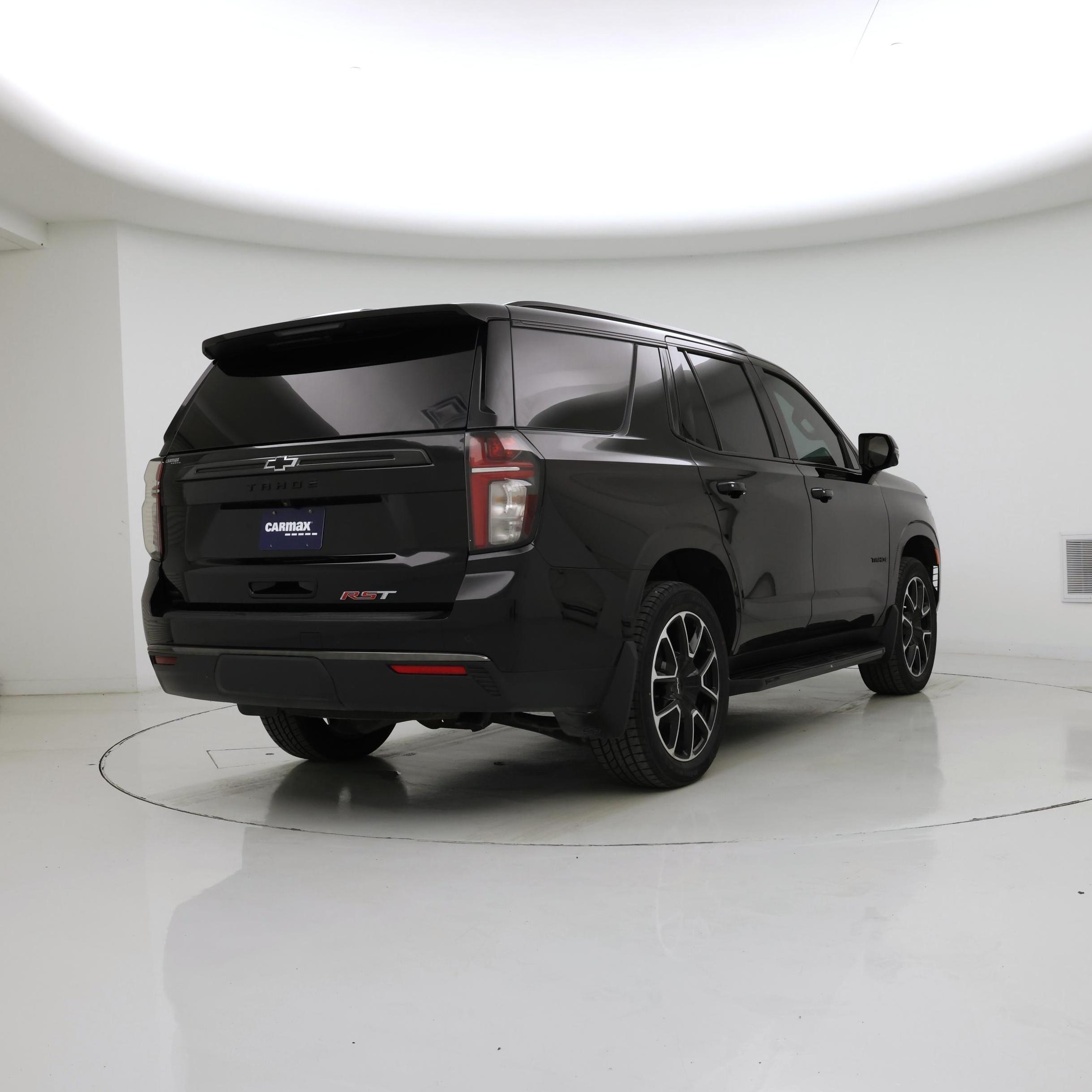Thumbnail: 2022 Chevrolet Tahoe - 8