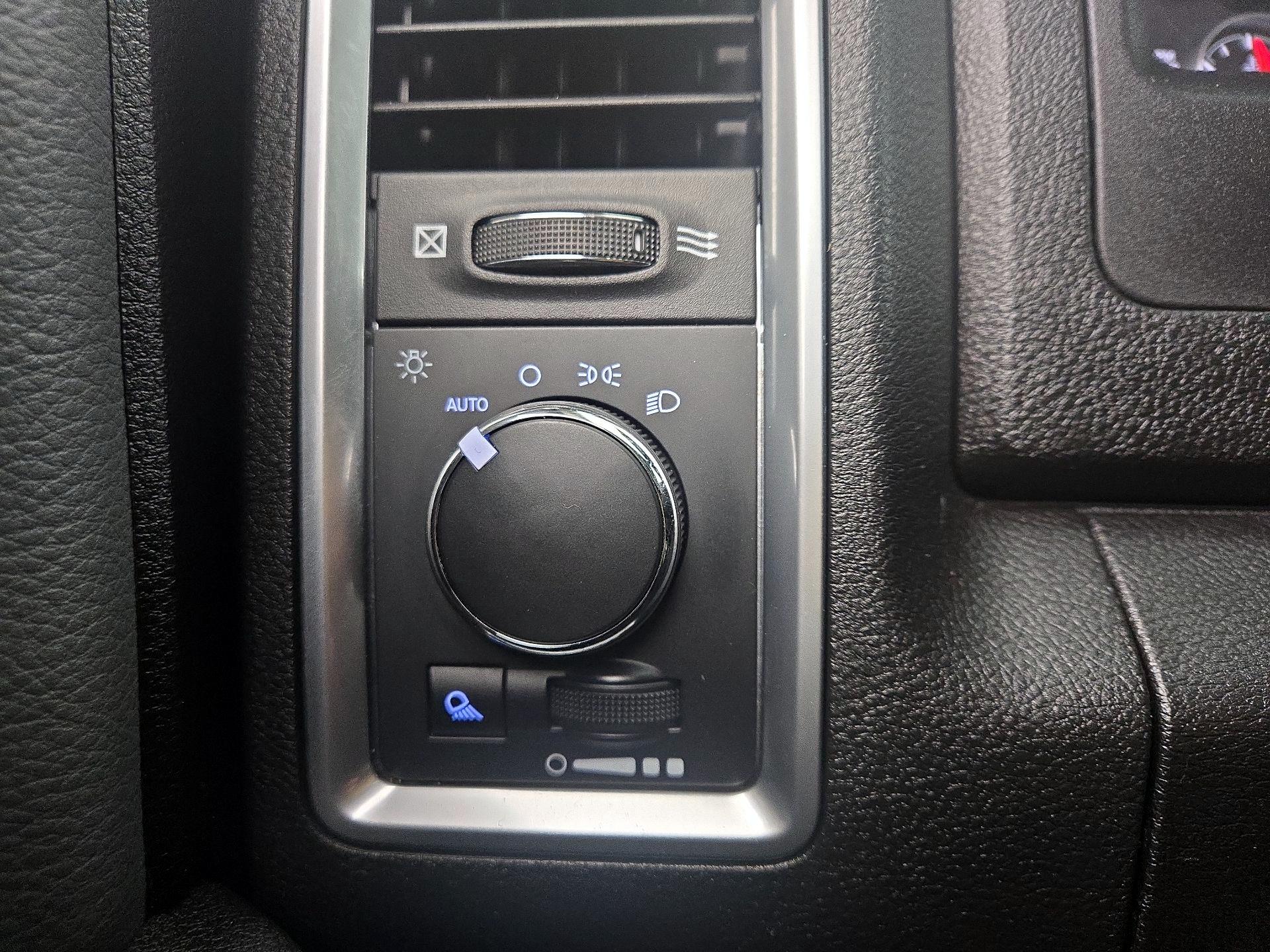 Thumbnail: 2024 RAM 1500 Classic - 13