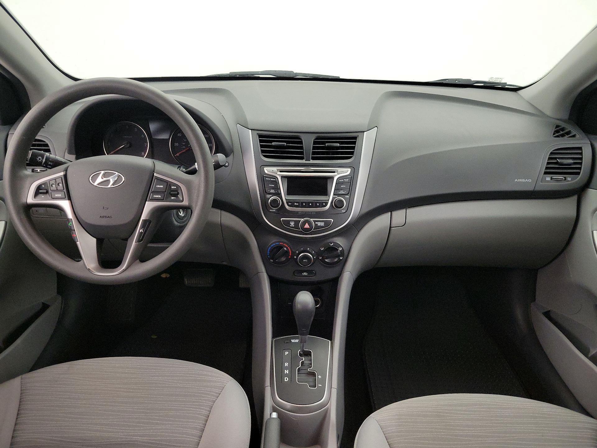 Thumbnail: 2015 Hyundai Accent - 9