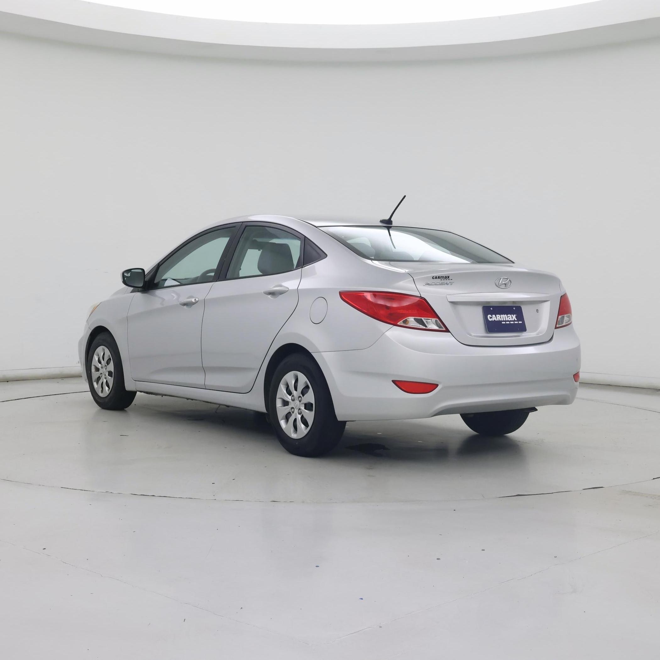 Thumbnail: 2015 Hyundai Accent - 2