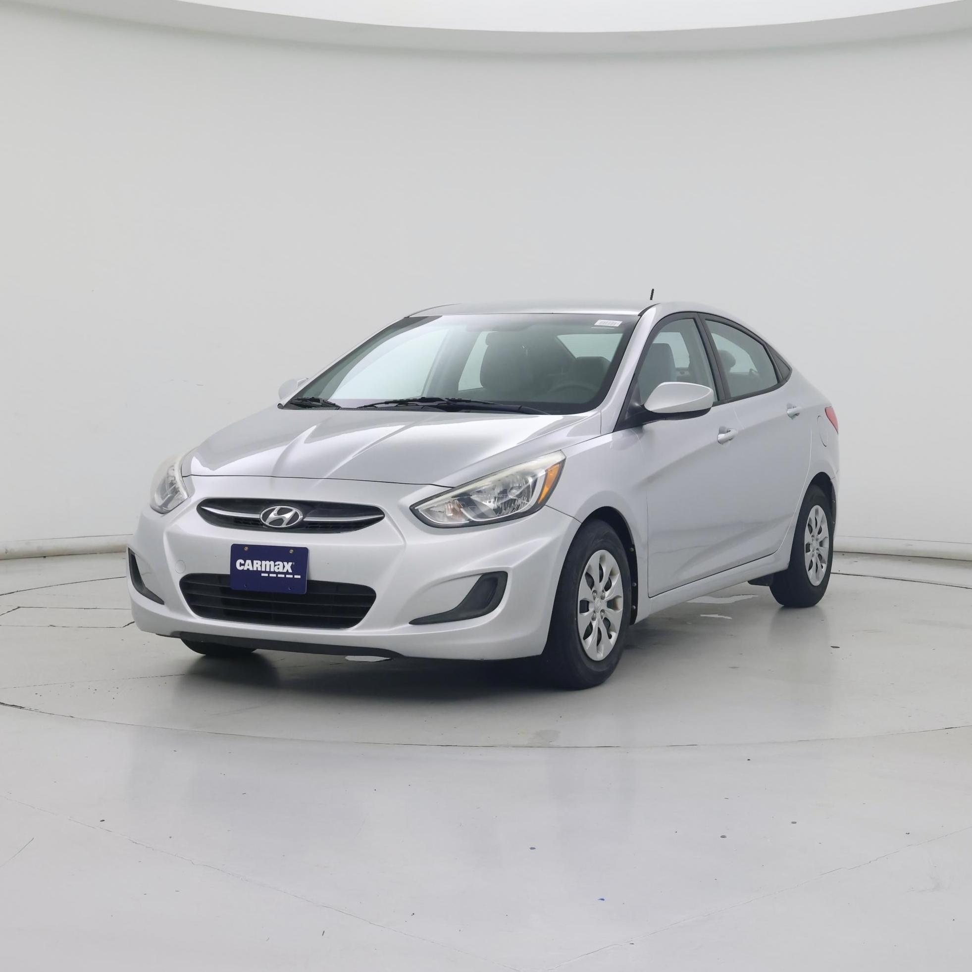Thumbnail: 2015 Hyundai Accent - 4