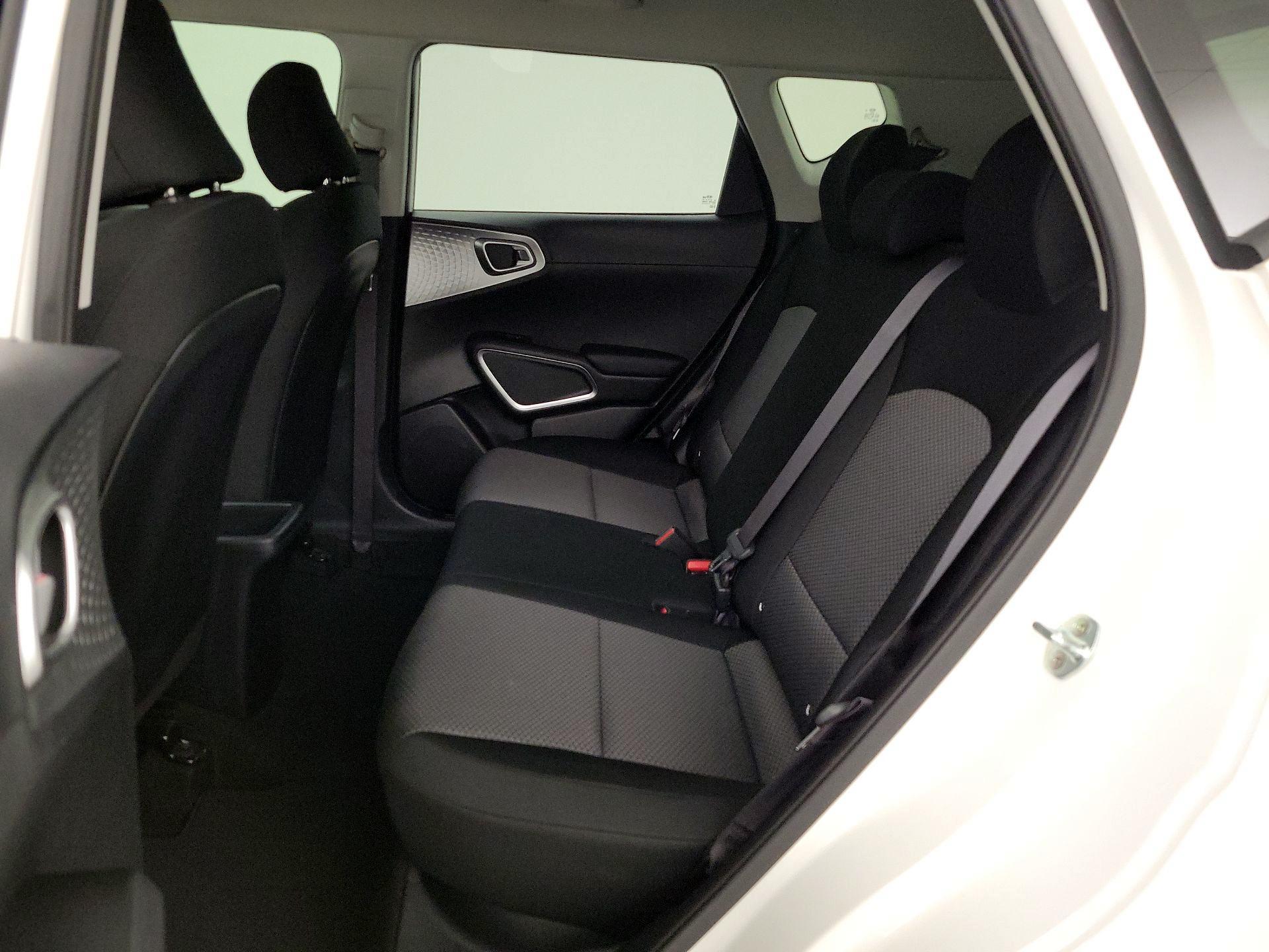 Thumbnail: 2020 Kia Soul - 18