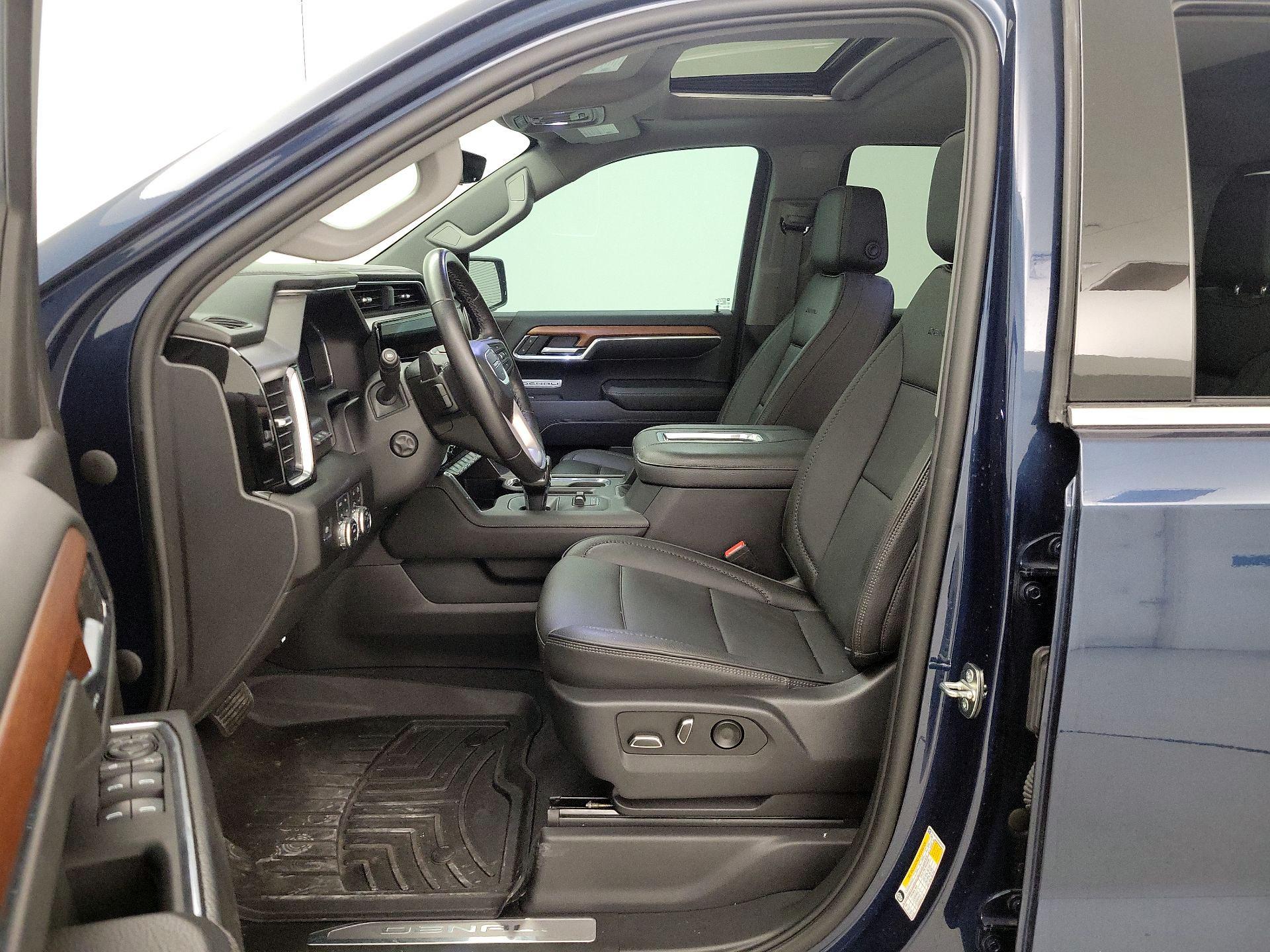 Thumbnail: 2022 GMC Sierra 1500 - 11