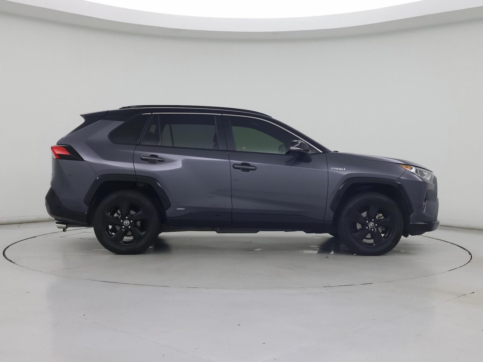 2020 Toyota RAV4 XSE - Photo 8
