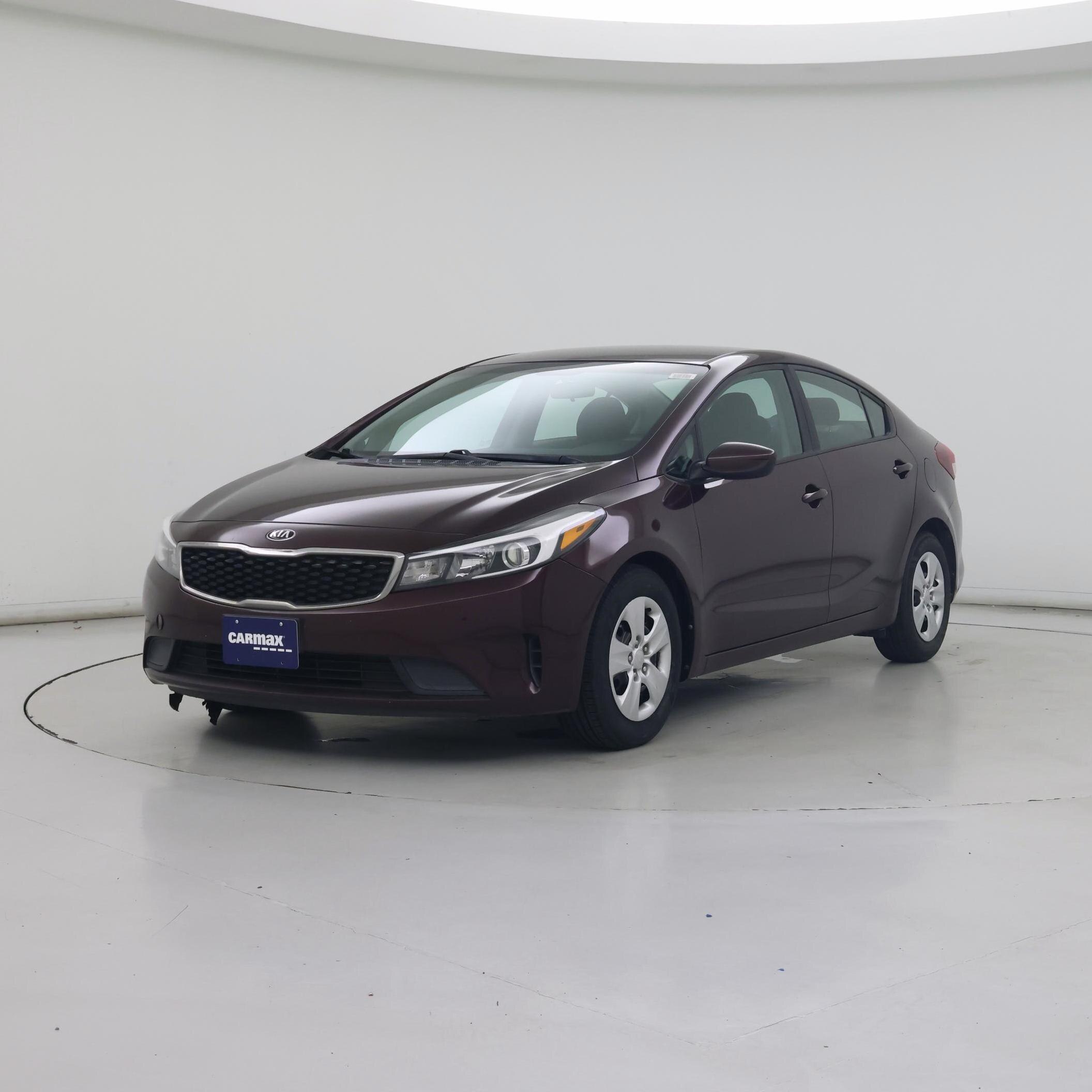 Thumbnail: 2017 Kia Forte - 4