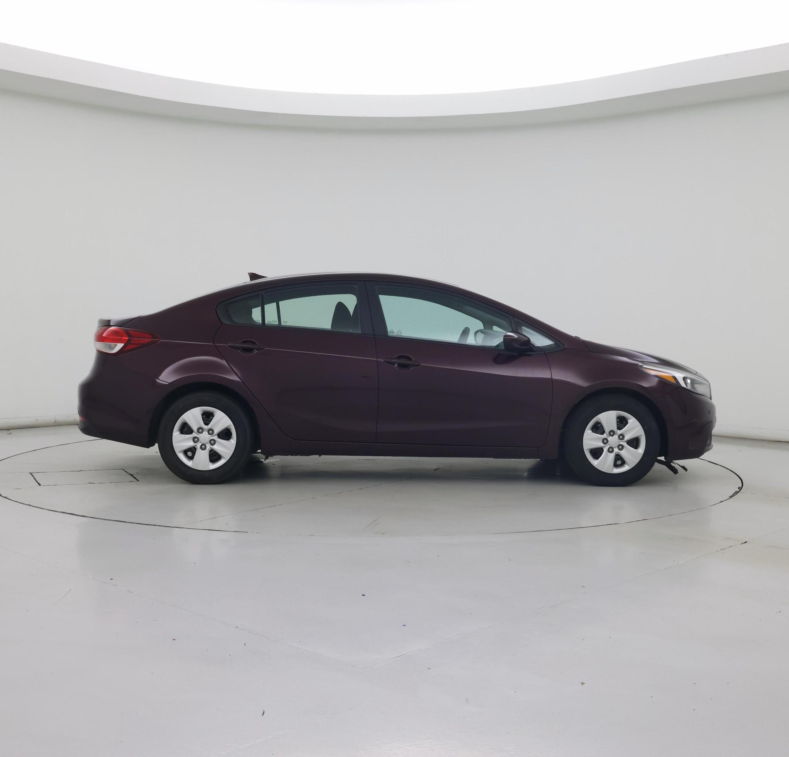 Thumbnail: 2017 Kia Forte - 7