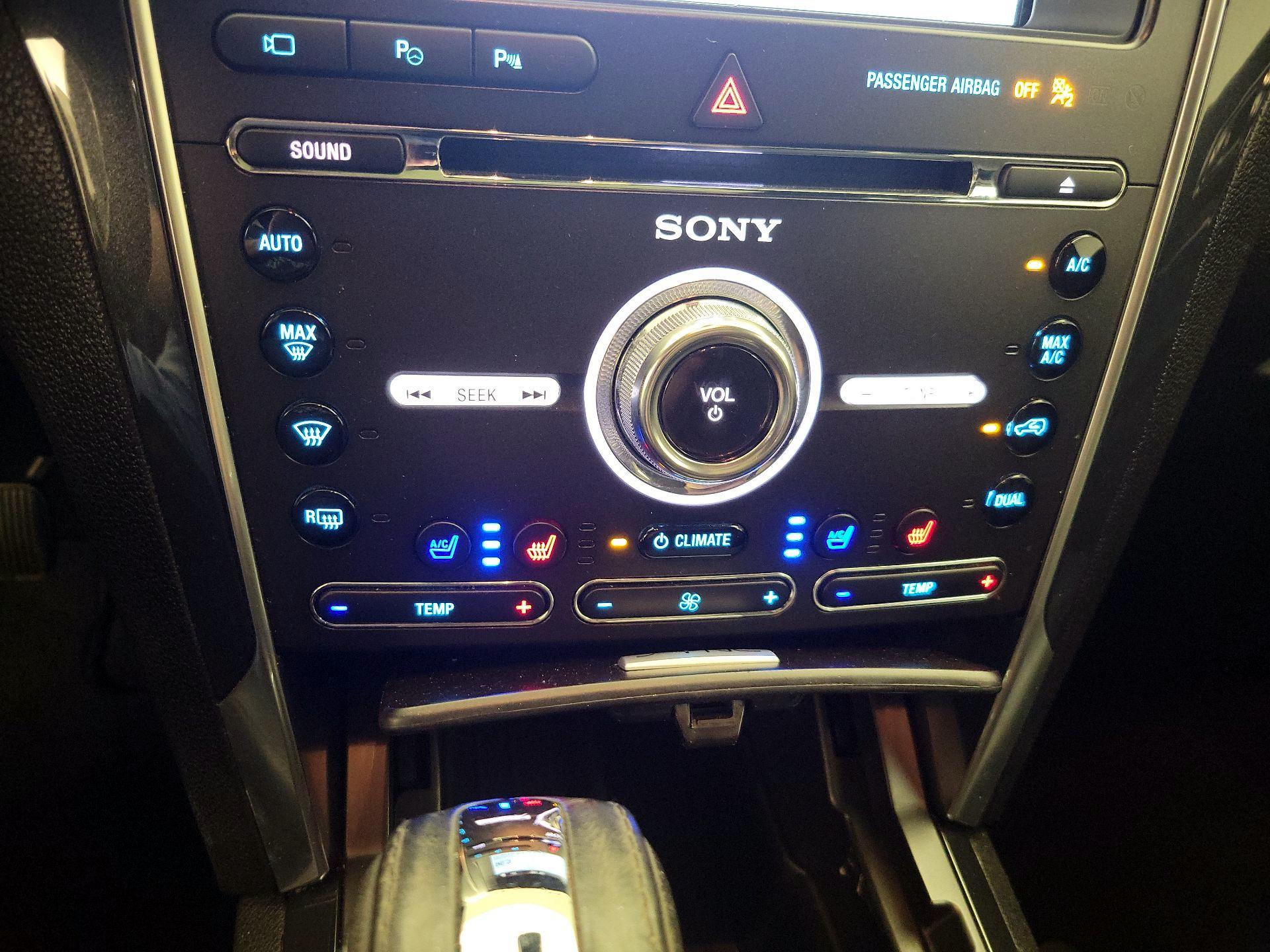 Thumbnail: 2018 Ford Explorer - 17