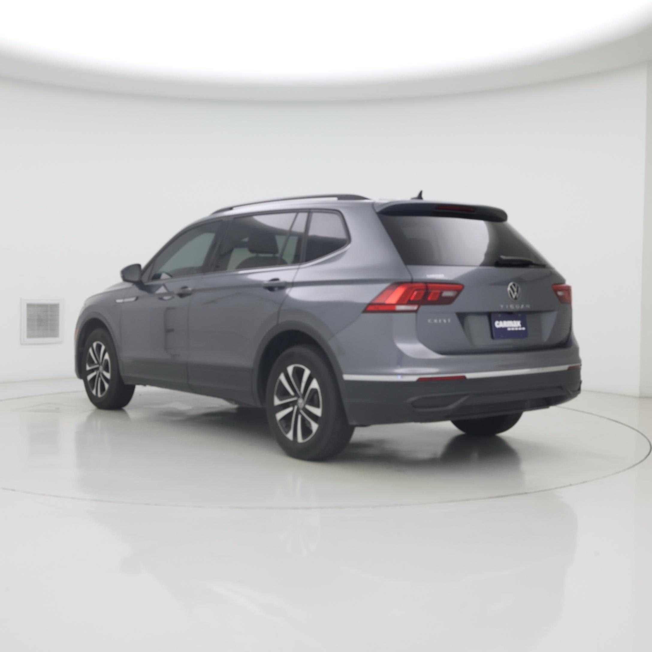 Thumbnail: 2022 Volkswagen Tiguan - 2