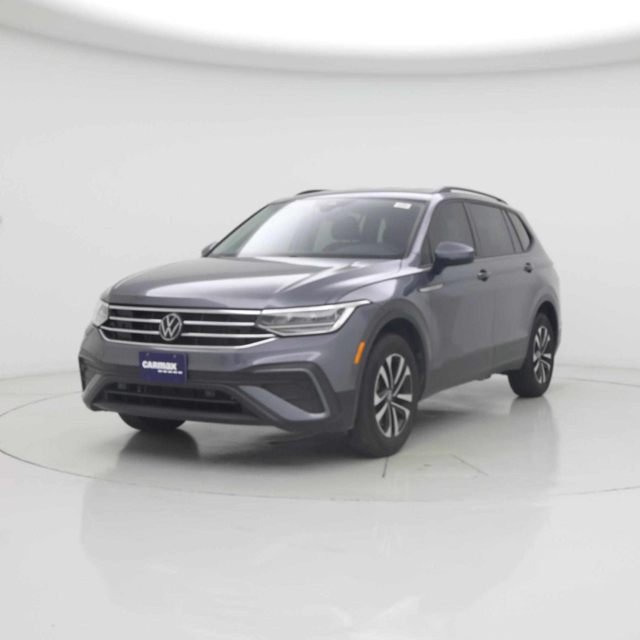 Thumbnail: 2022 Volkswagen Tiguan - 4