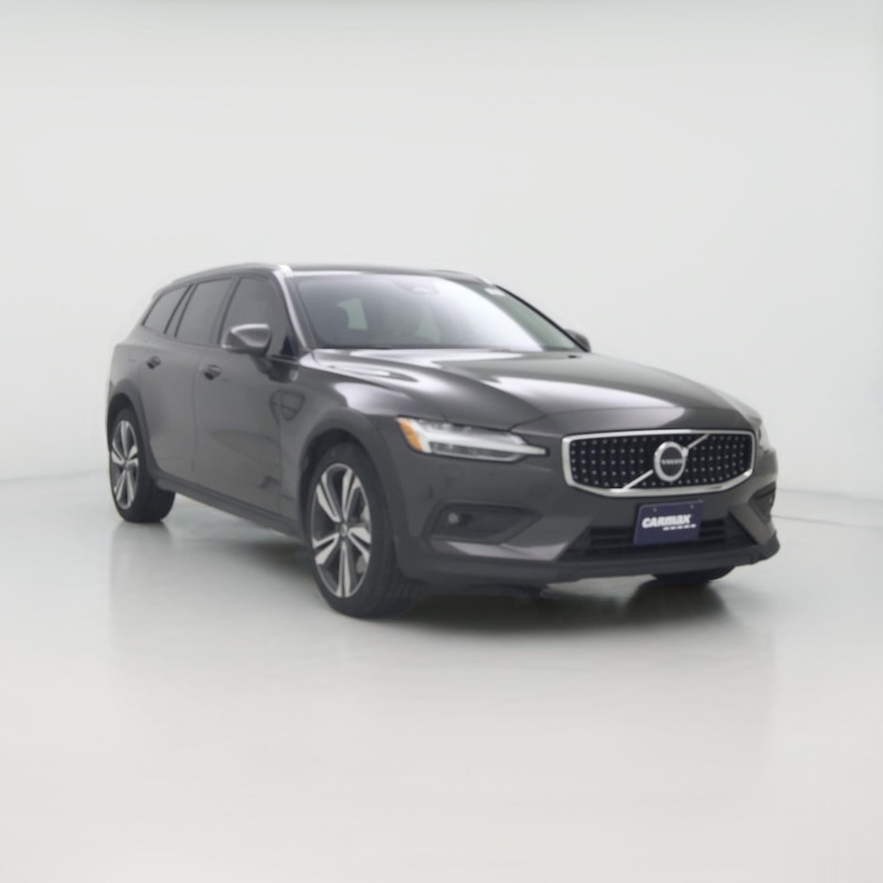 2023 Volvo V60 Cross Country B5 Plus