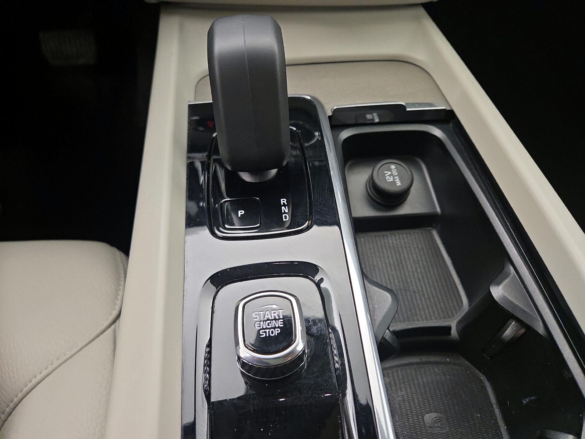 Thumbnail: 2023 Volvo S60 - 18