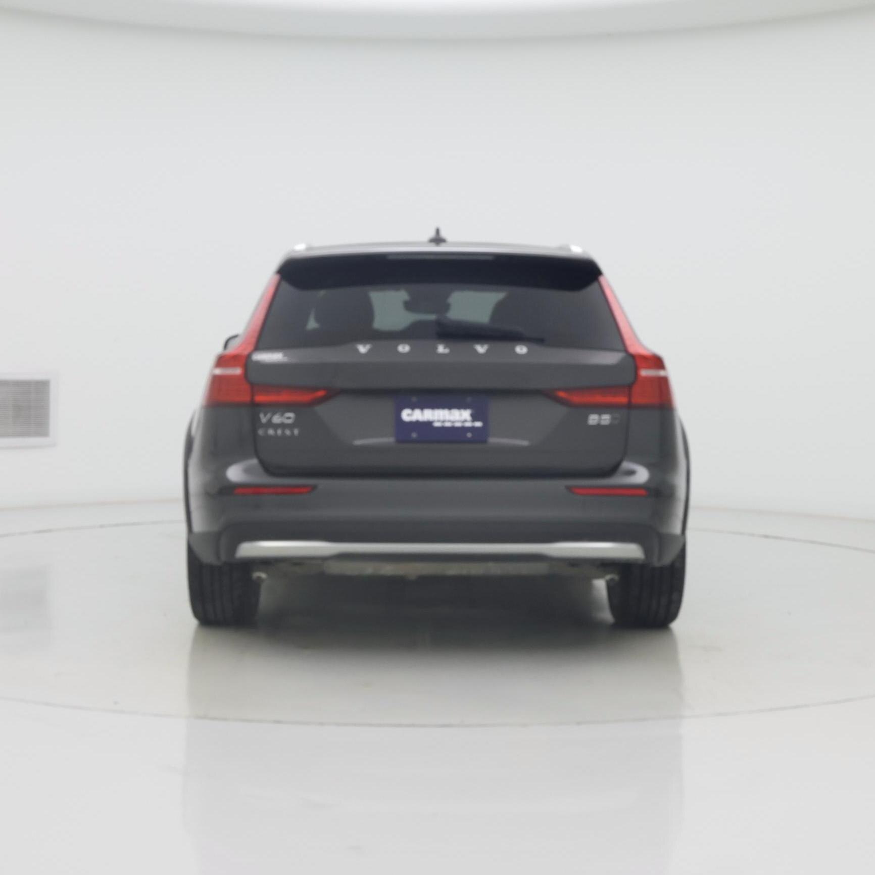 Thumbnail: 2023 Volvo S60 - 6