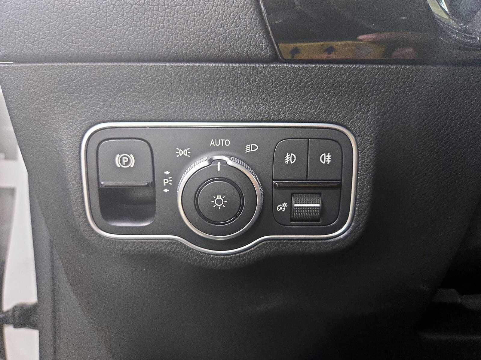 2025 Mercedes-Benz GLA GLA250 - Photo 14