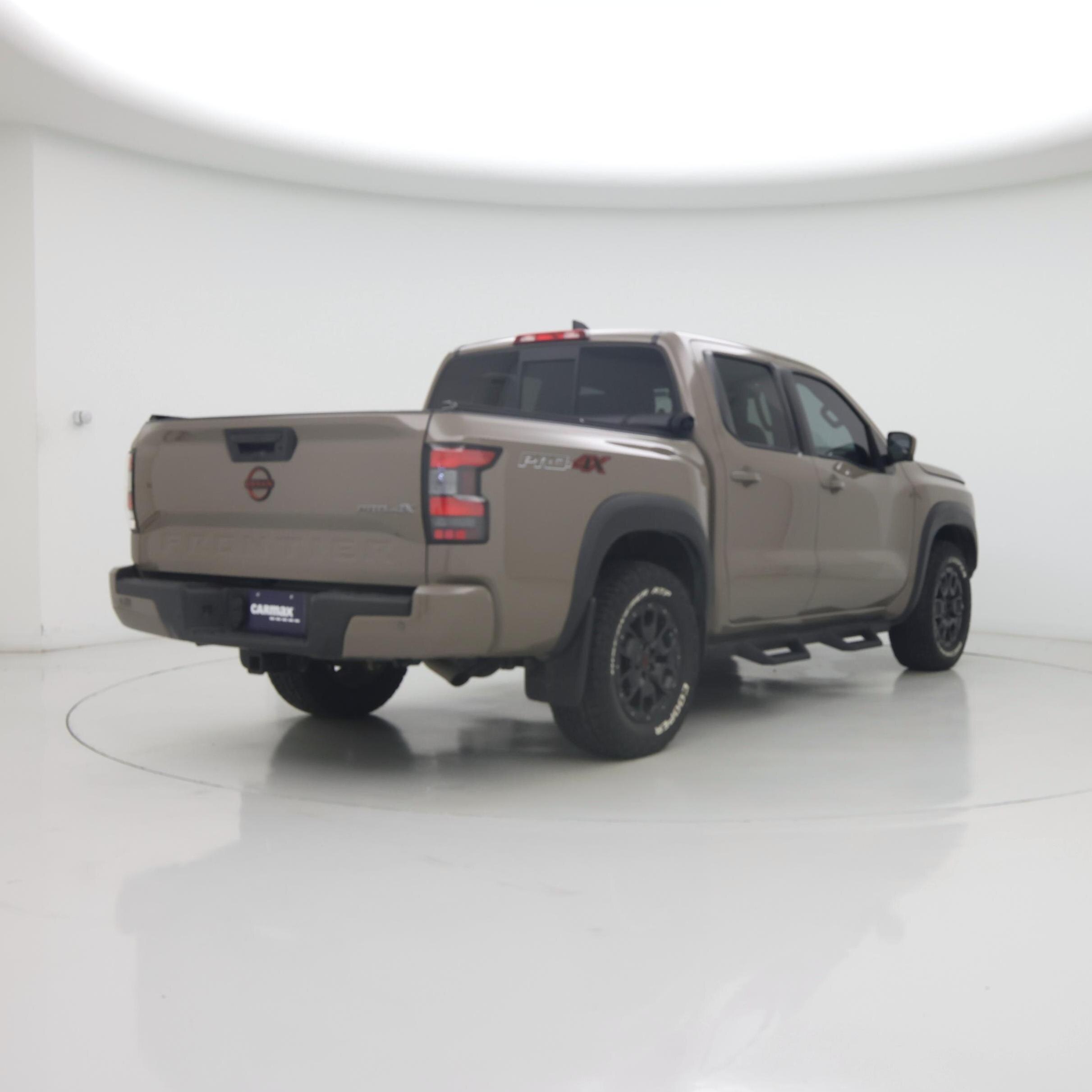 Thumbnail: 2022 Nissan Frontier - 8