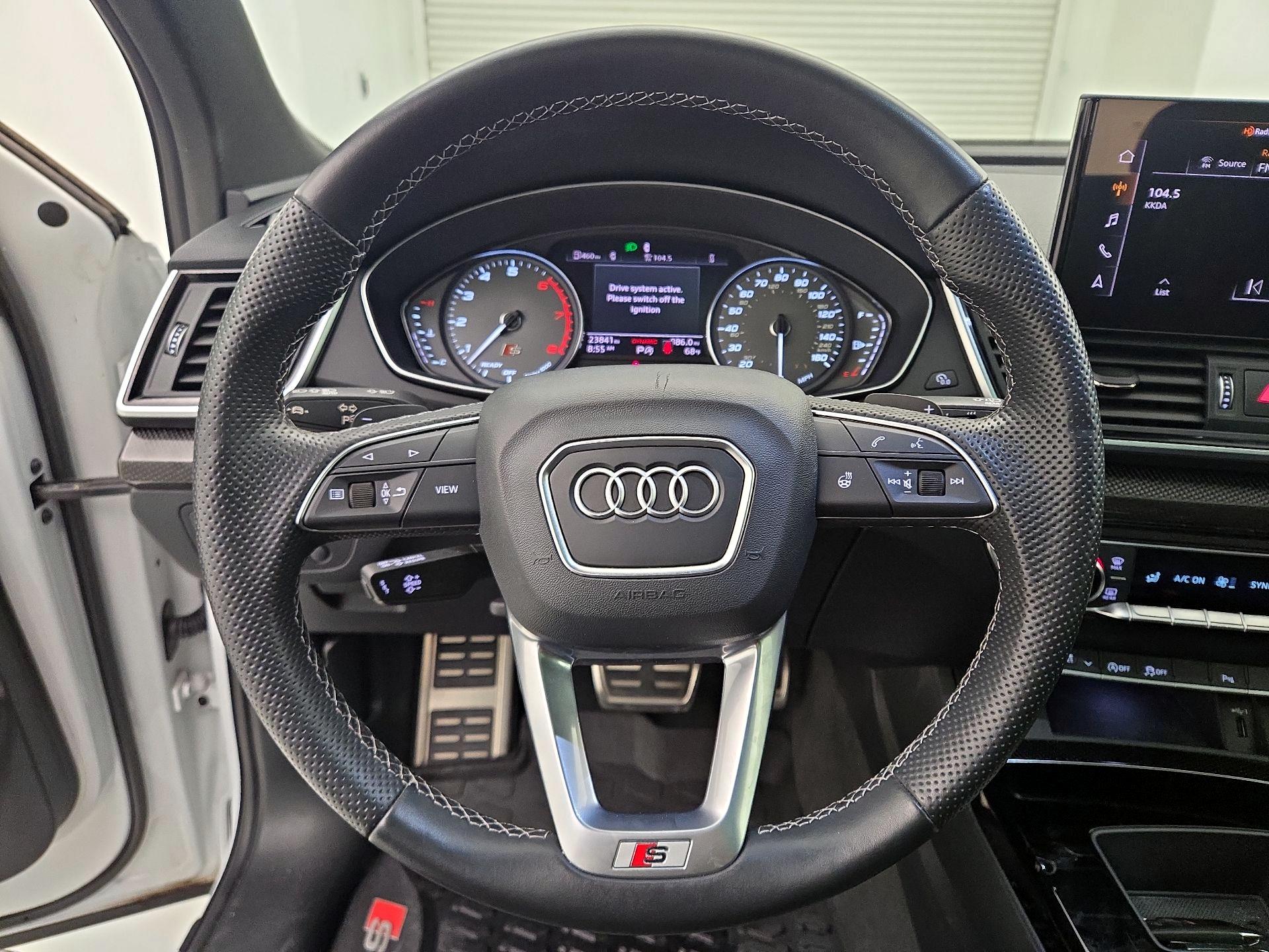 Thumbnail: 2022 Audi SQ5 - 10