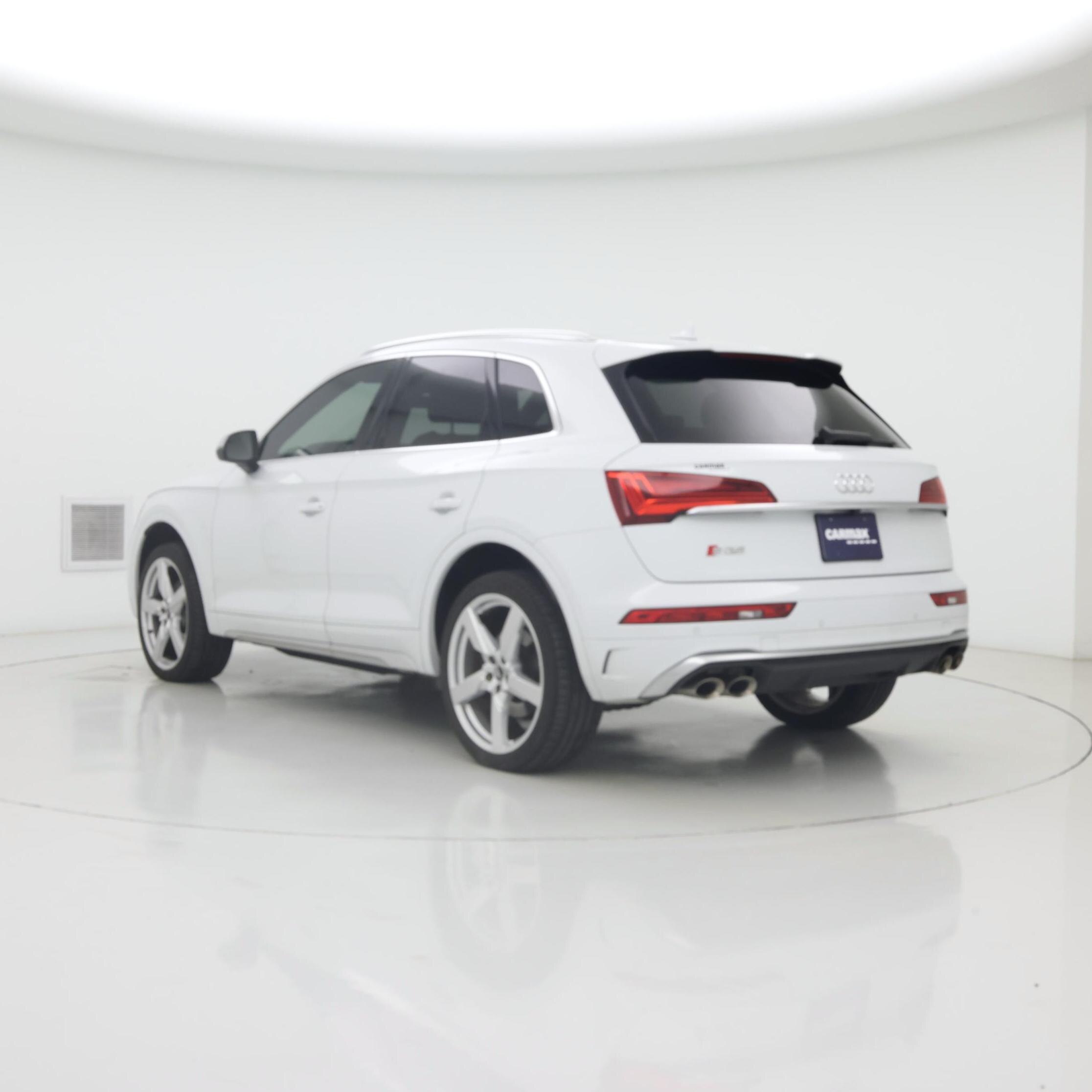 Thumbnail: 2022 Audi SQ5 - 2