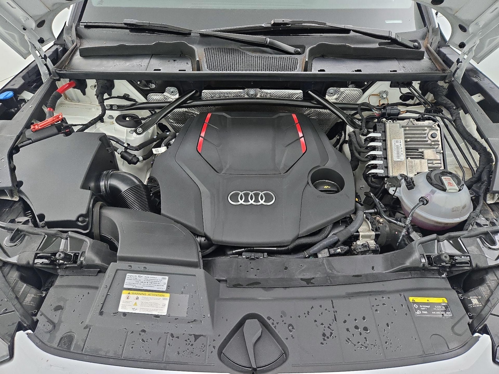 2022 Audi SQ5 Premium - Photo 23