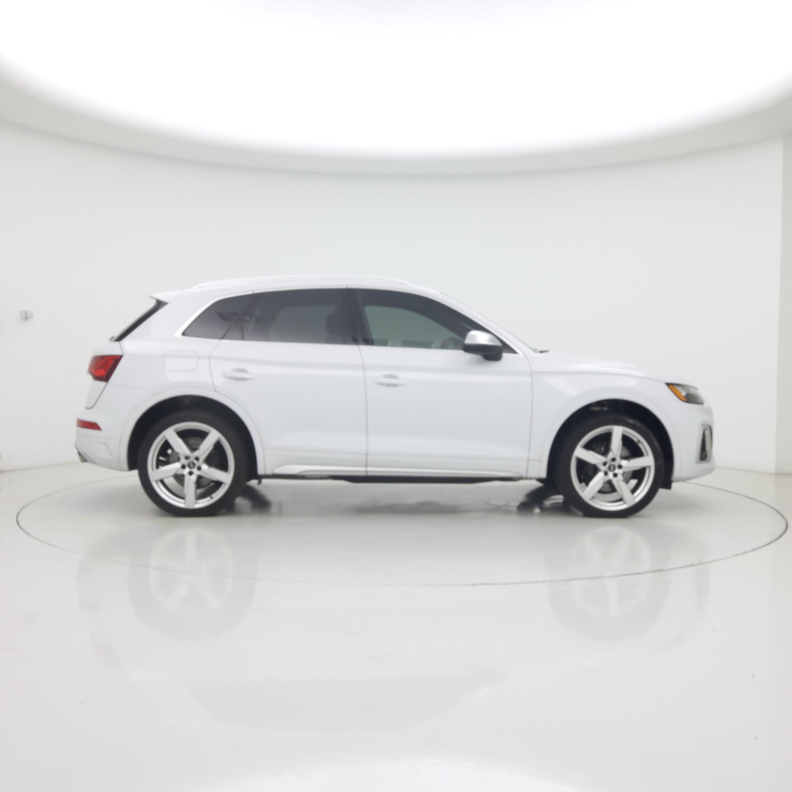 Thumbnail: 2022 Audi SQ5 - 7