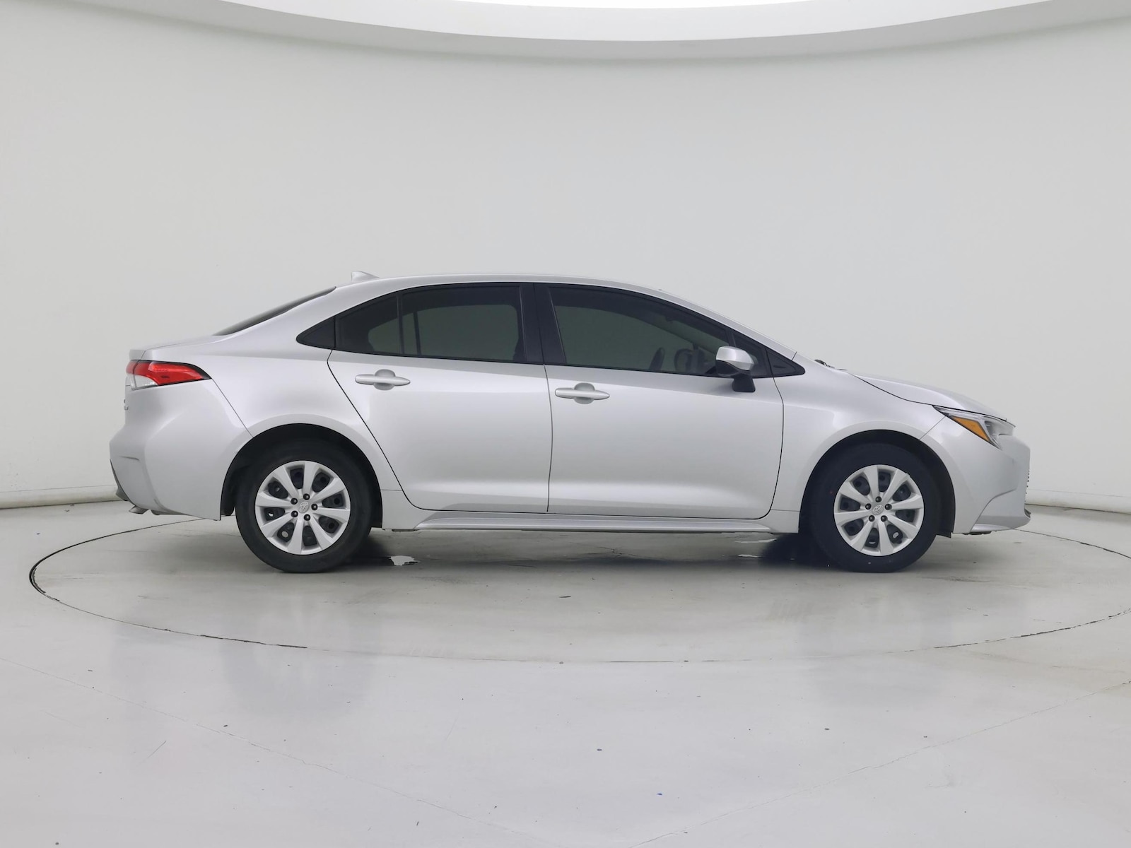2024 Toyota Corolla LE - Photo 8