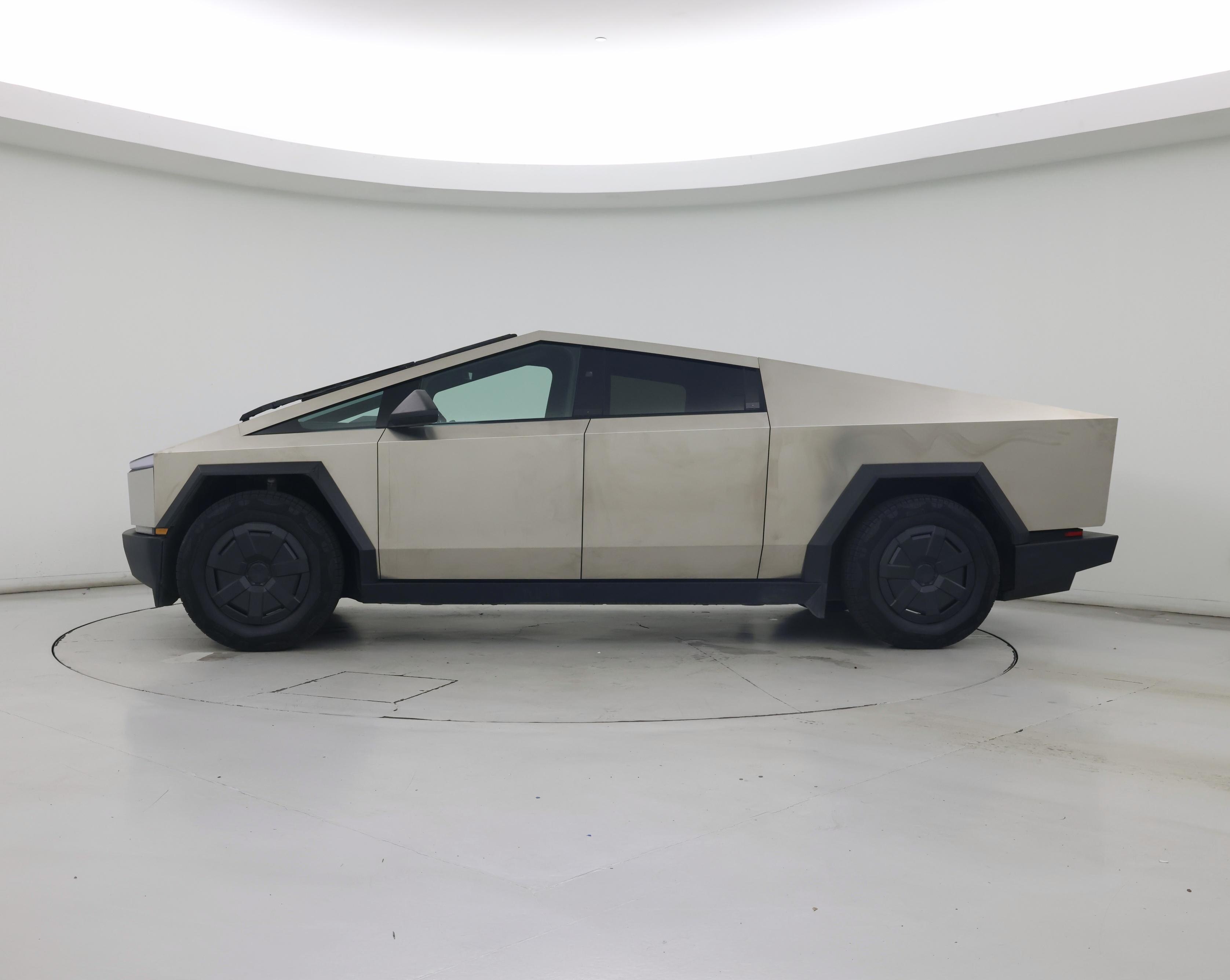 Thumbnail: 2024 Tesla Cybertruck - 3