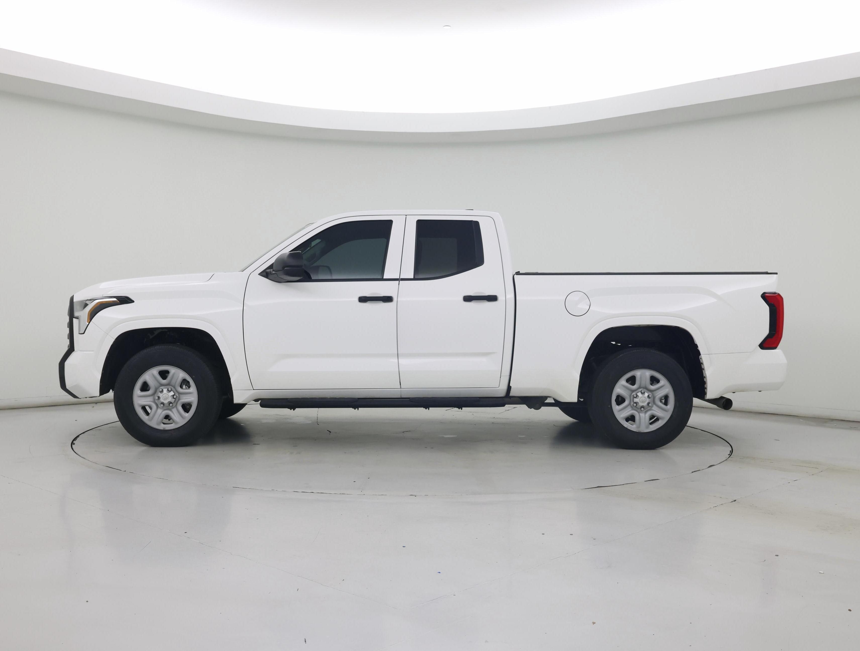 Thumbnail: 2024 Toyota Tundra - 3