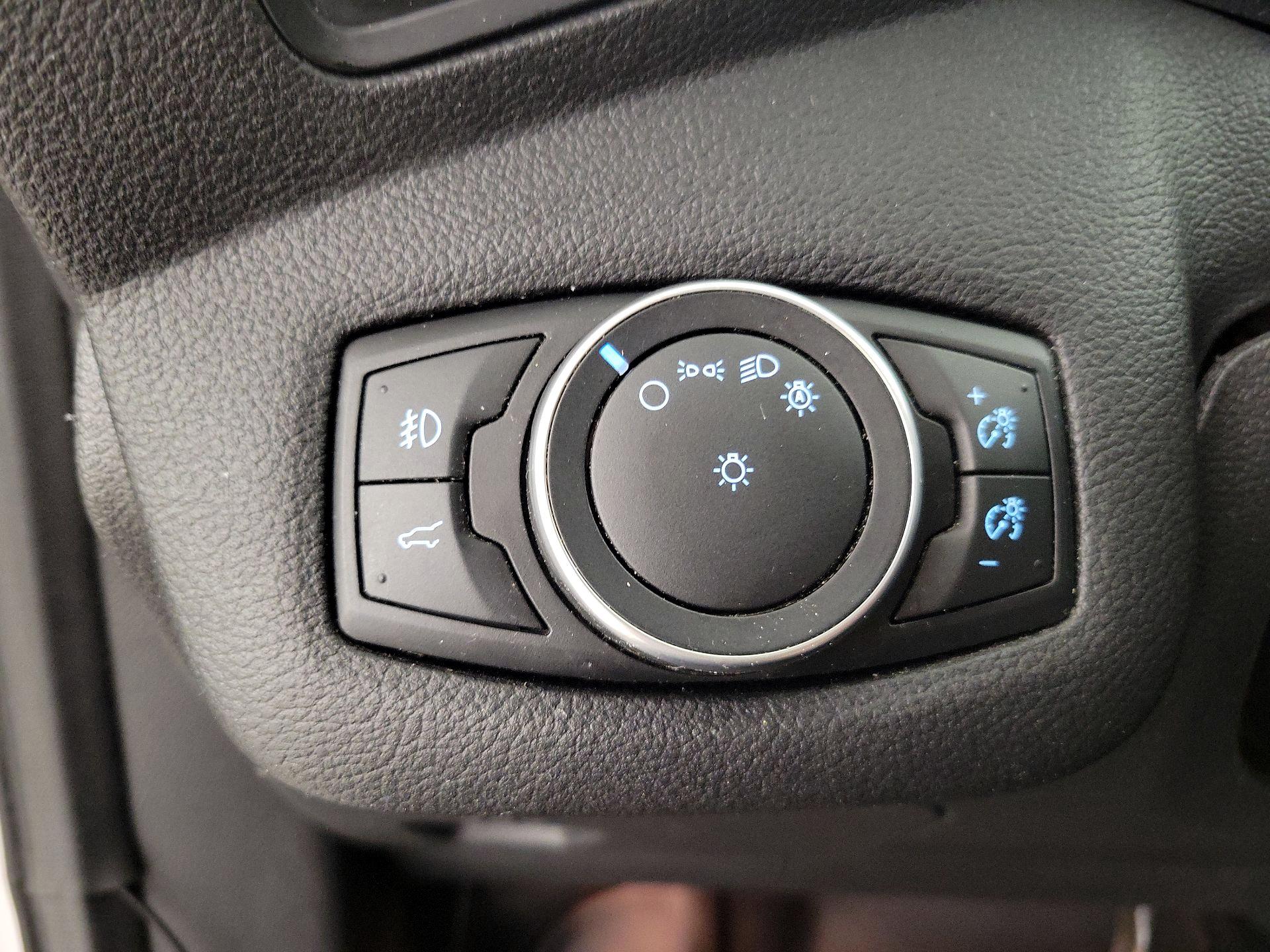 Thumbnail: 2017 Ford Escape - 13