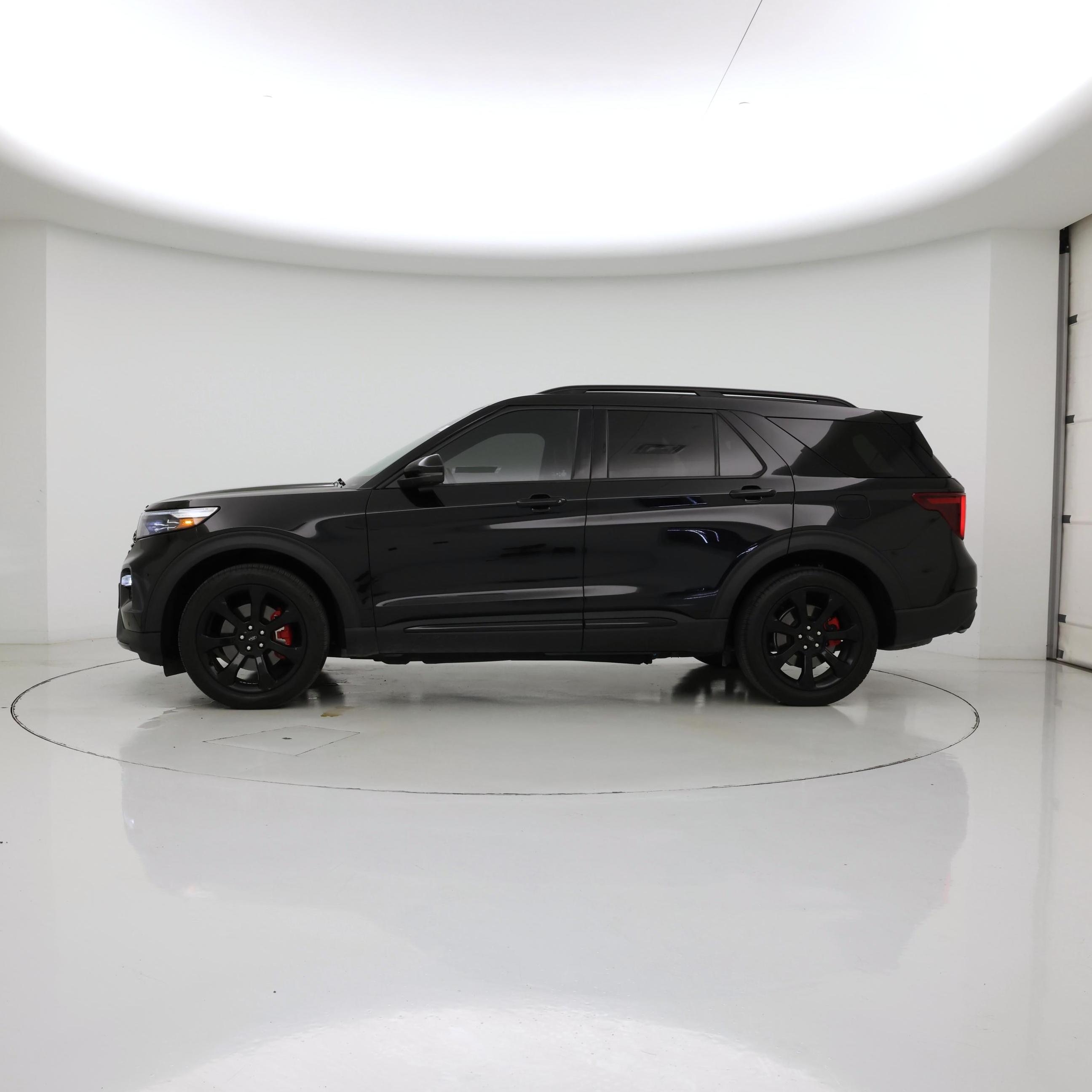 Thumbnail: 2023 Ford Explorer - 3