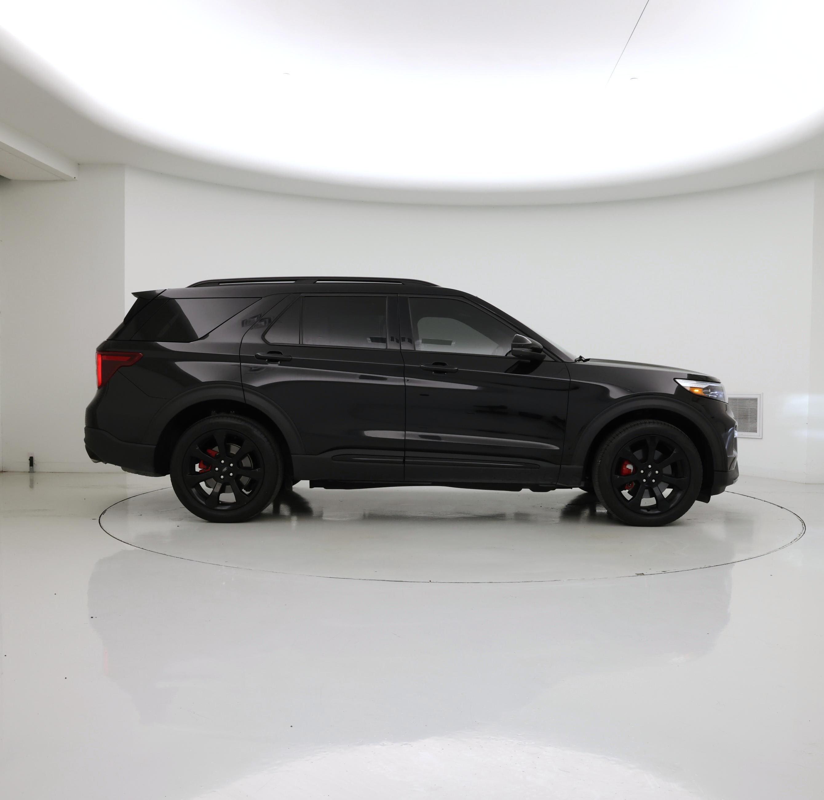 Thumbnail: 2023 Ford Explorer - 7