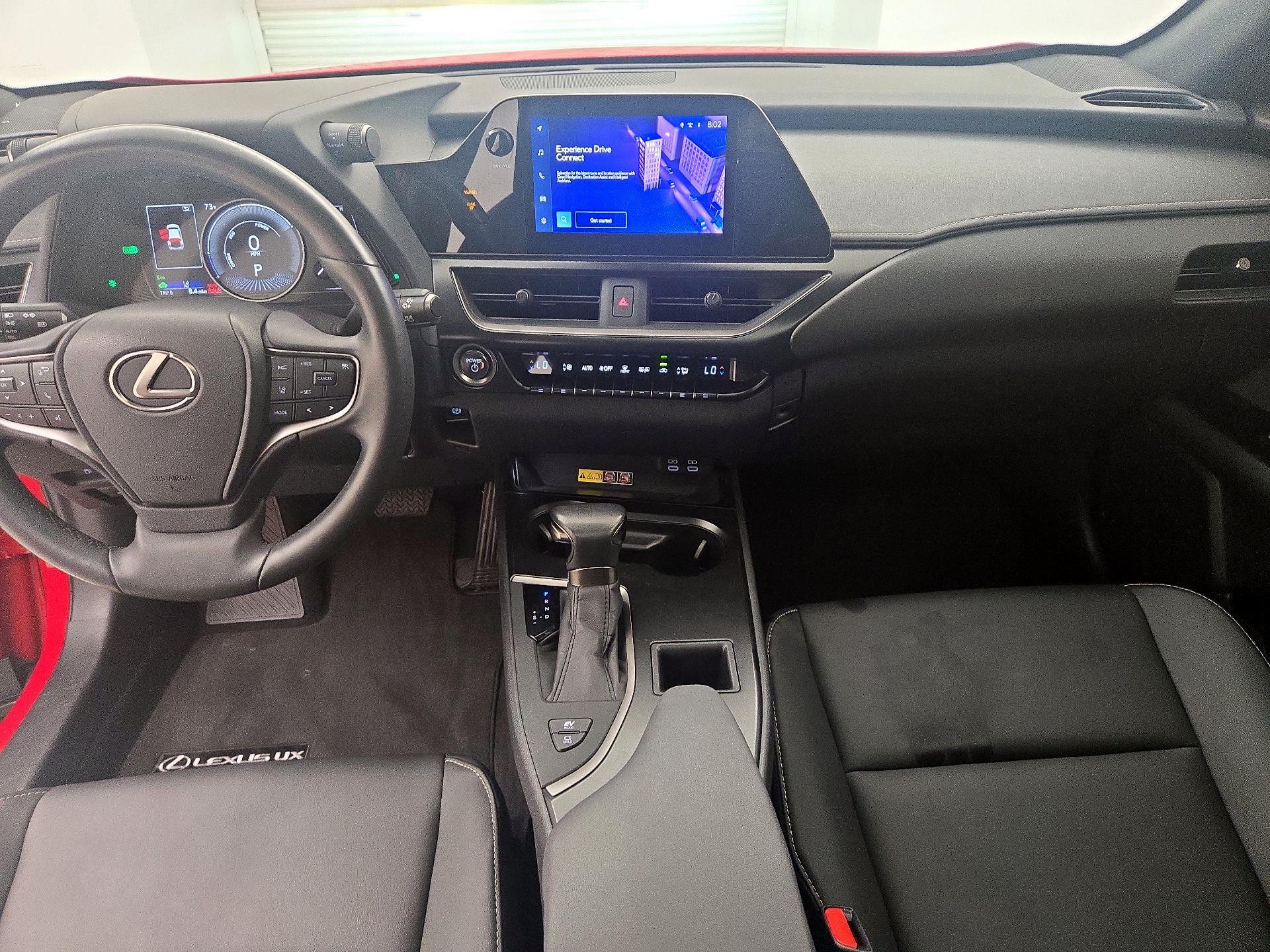 Thumbnail: 2024 Lexus UX - 9
