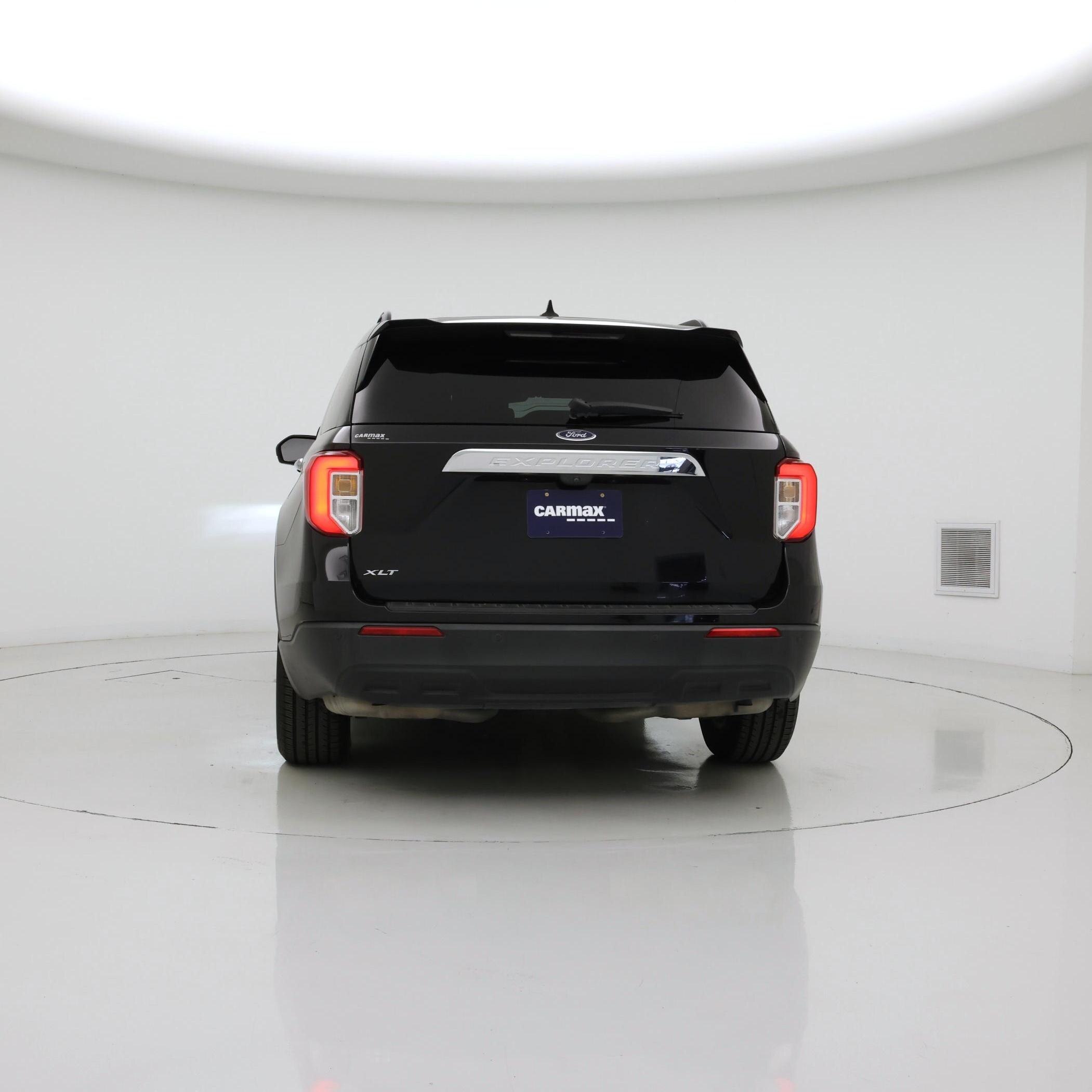 Thumbnail: 2021 Ford Explorer - 6