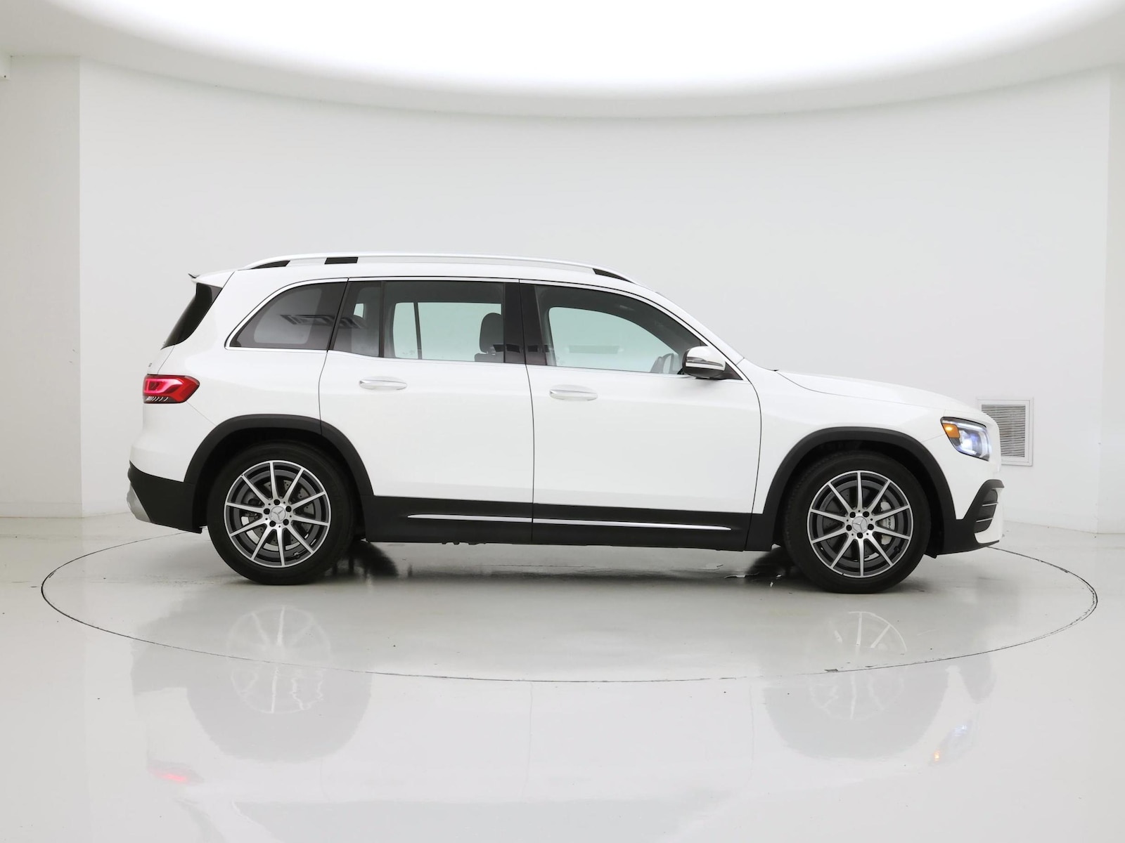 2023 Mercedes-Benz GLB Base - Photo 8