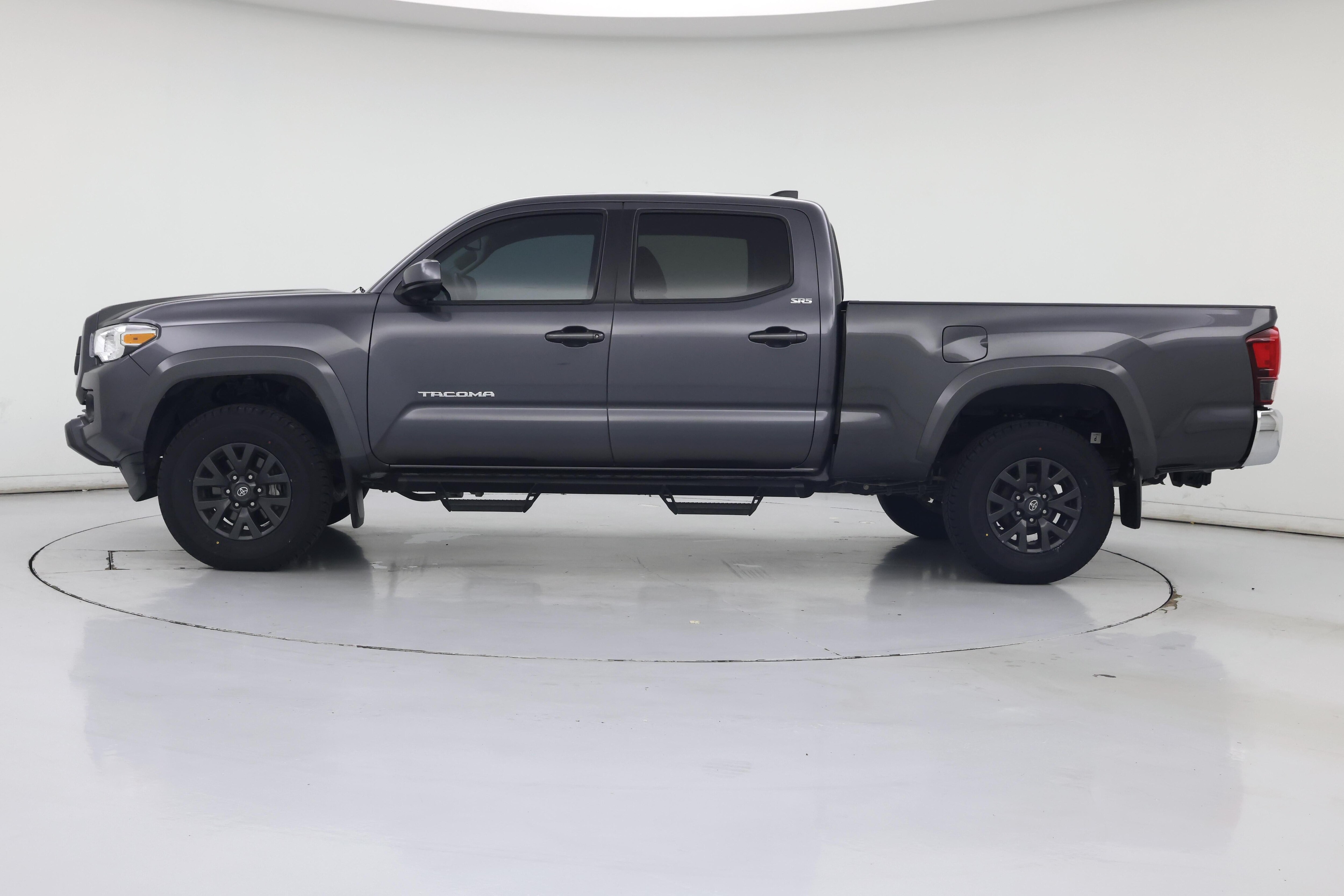 Thumbnail: 2023 Toyota Tacoma - 3
